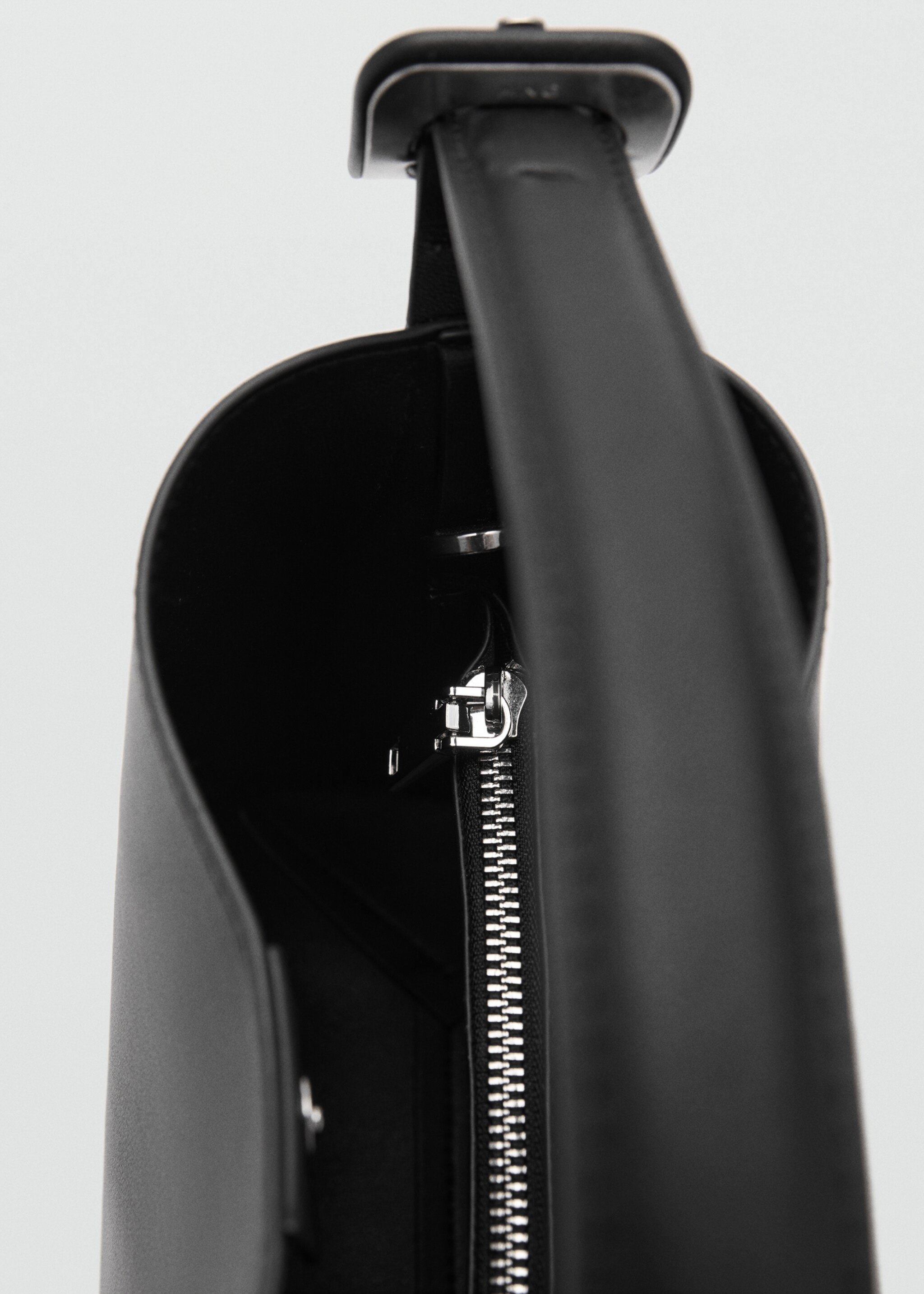 Mini shopper bag with buckle - Details of the article 3, Black. Ref: 77020375-00.