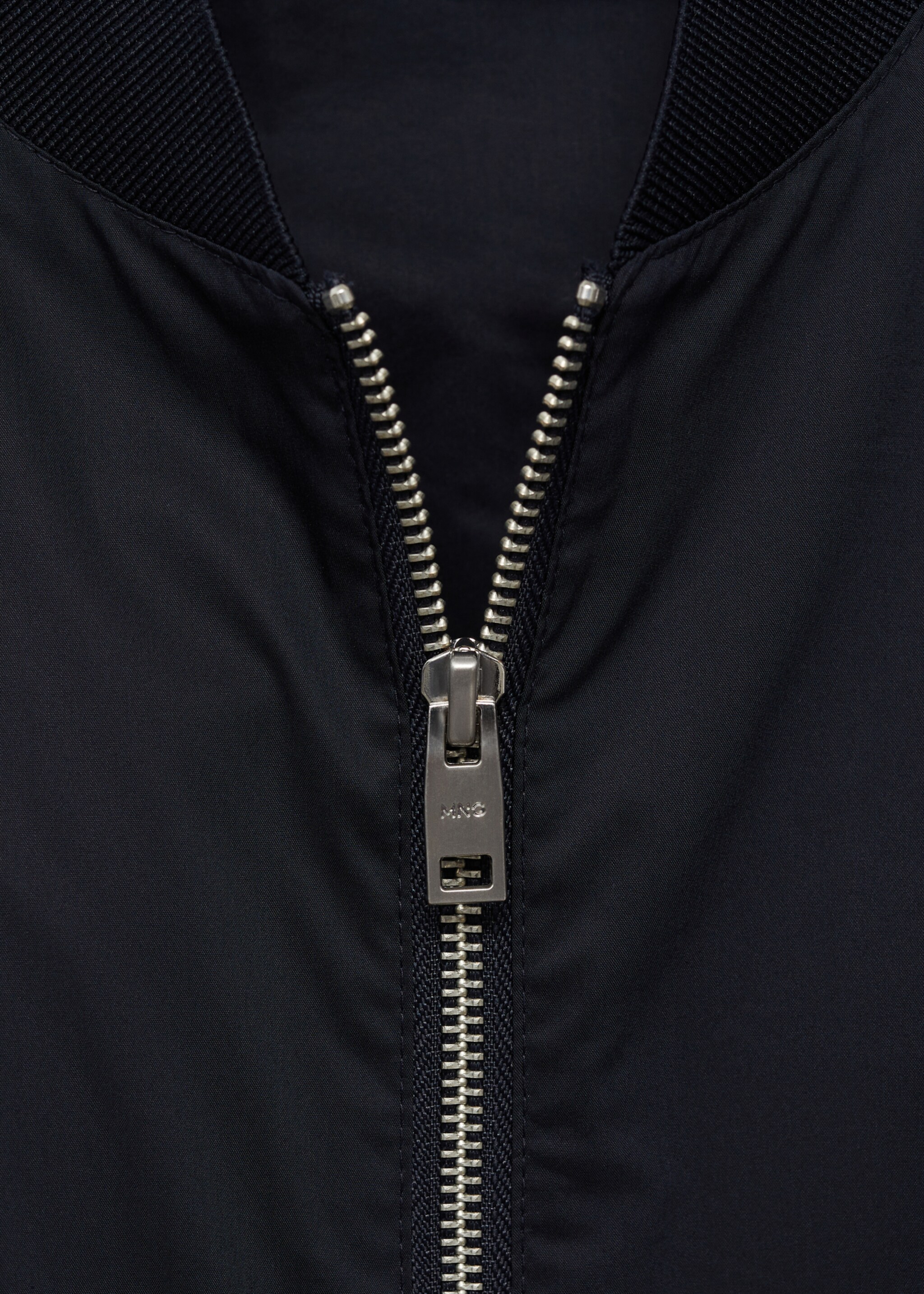 Bomber jacket with zip - Details of the article 8, Dark Navy. Ref: 77020564-00.