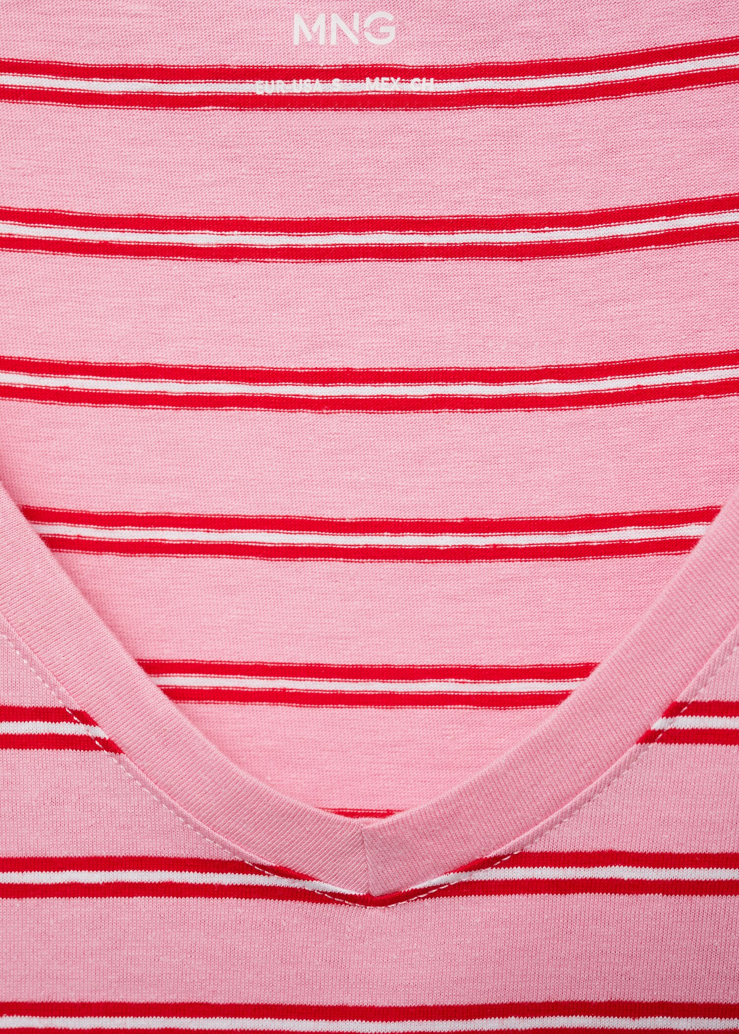 Baumwoll-T-Shirt, V-Ausschnitt - Detail des Artikels 8