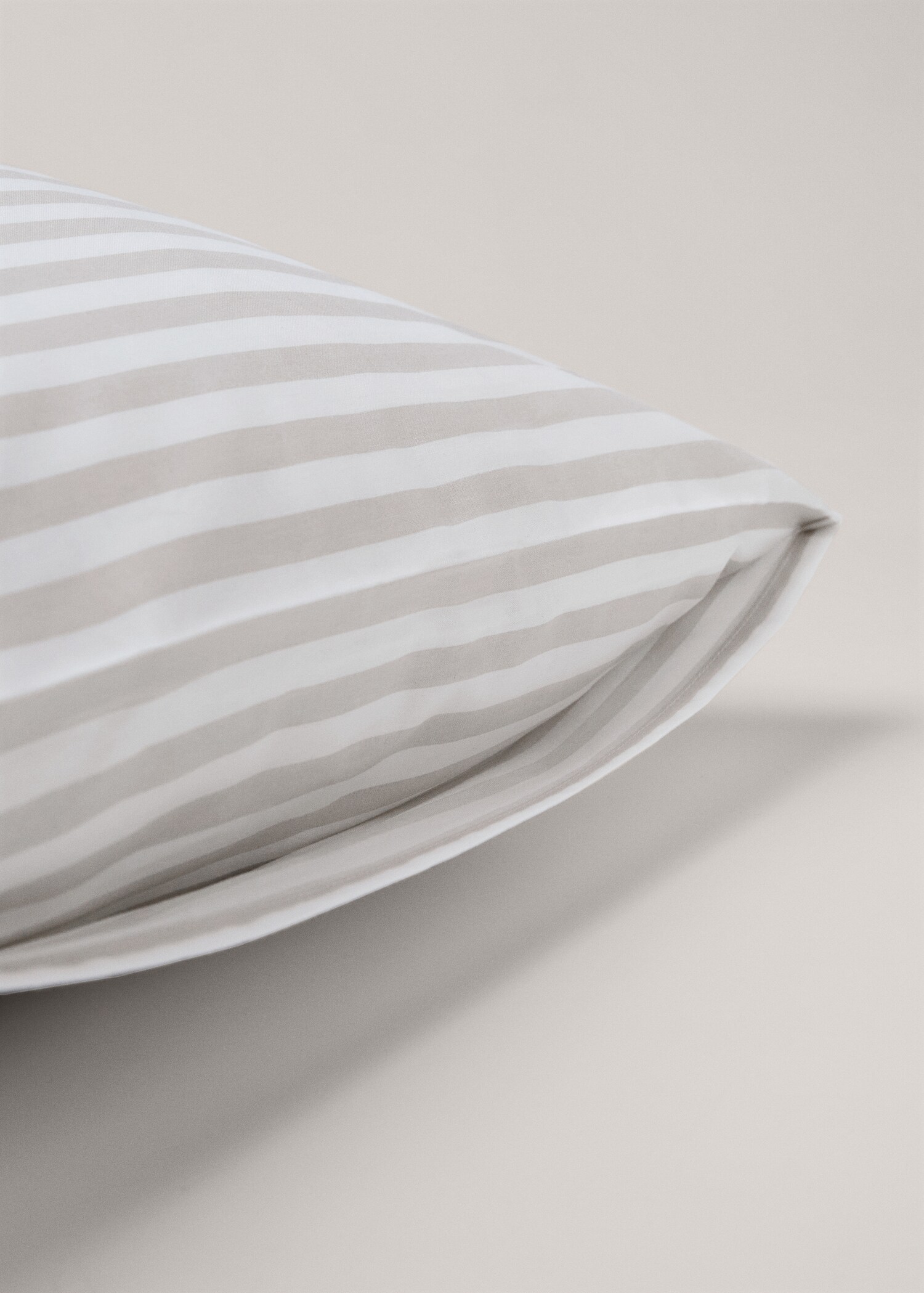 Strips cotton pillowcase 50X75cm - Details of the article 2