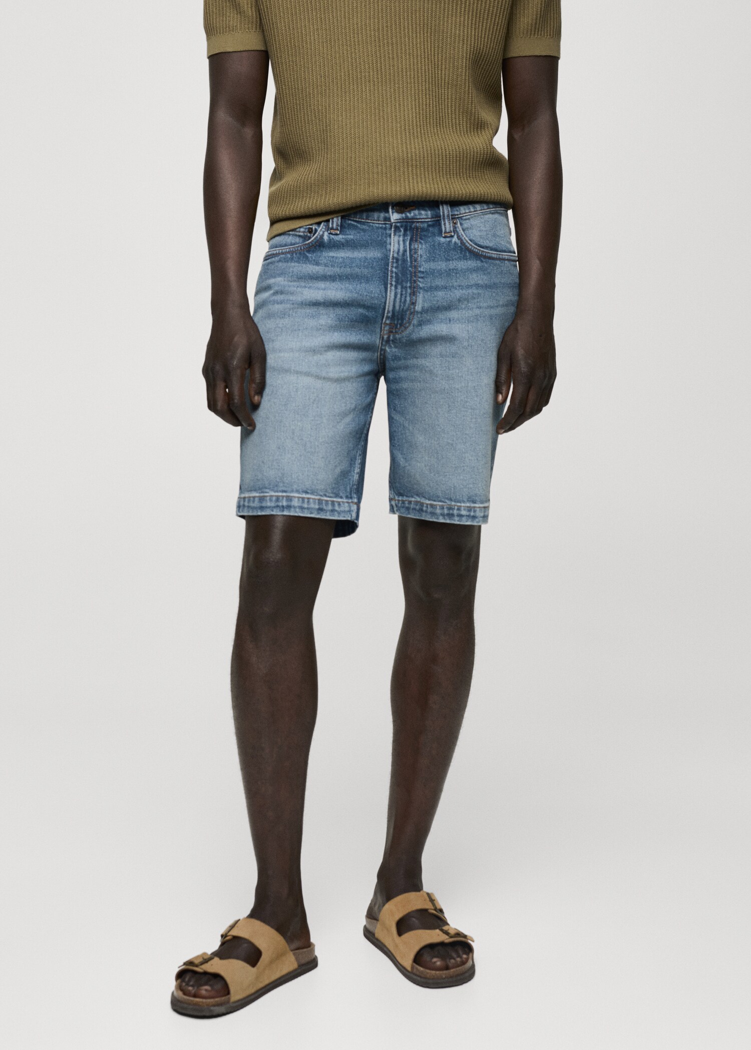 Regular-fit denim bermuda shorts - Medium plane