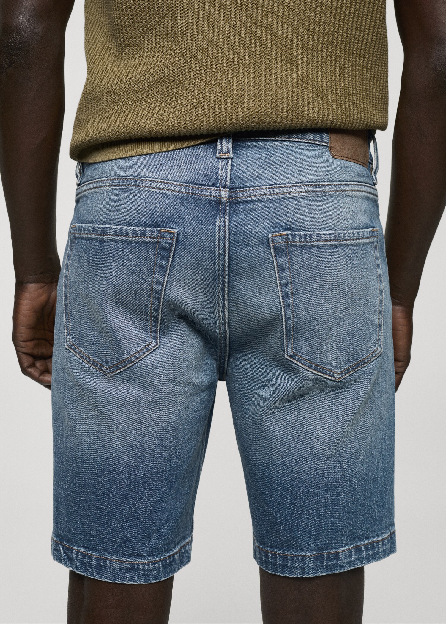 Regular-fit denim bermuda shorts - Details of the article 6