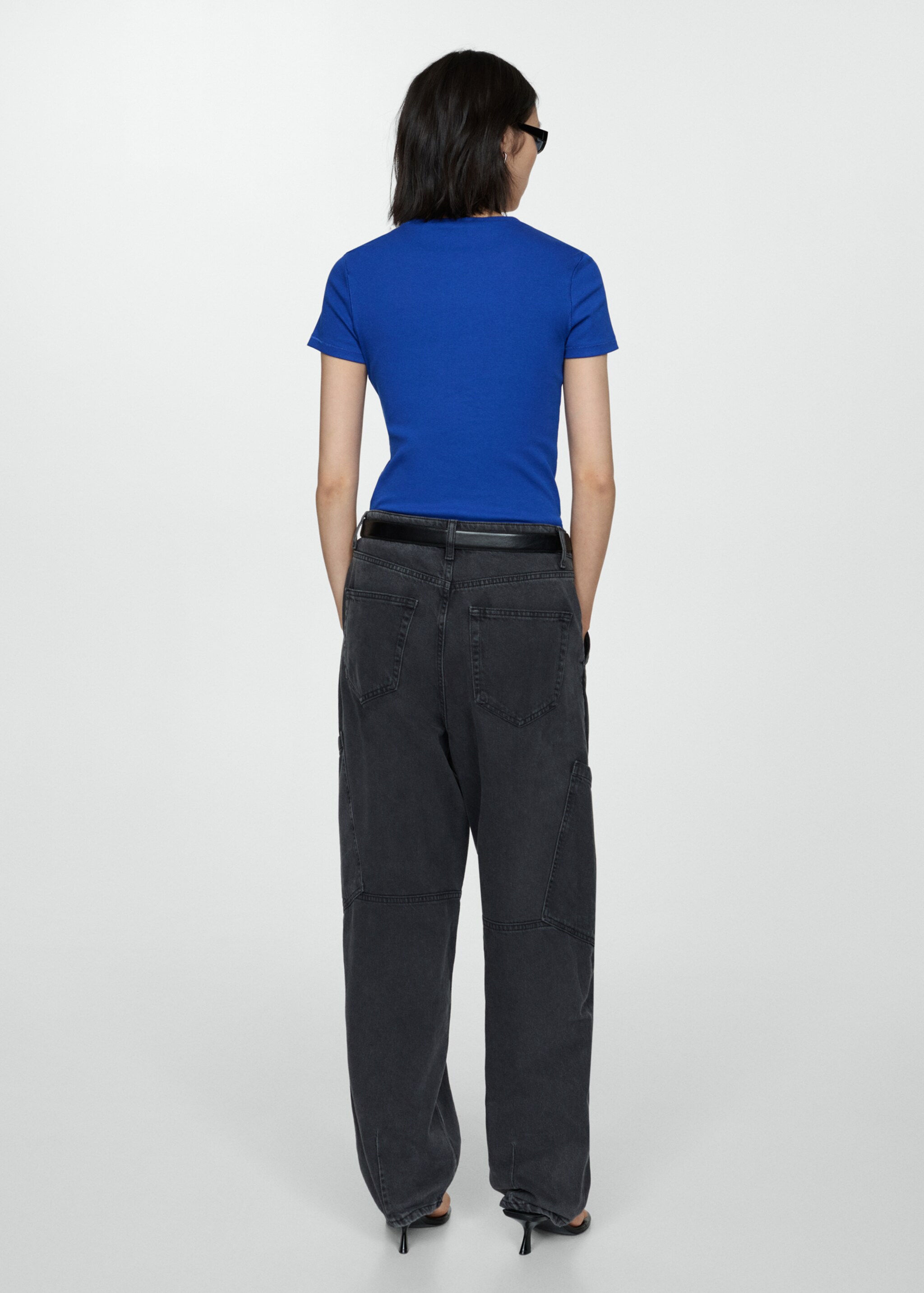 Knitted short-sleeve t-shirt - Reverse of the article, Blue. Ref: 77020622-00.