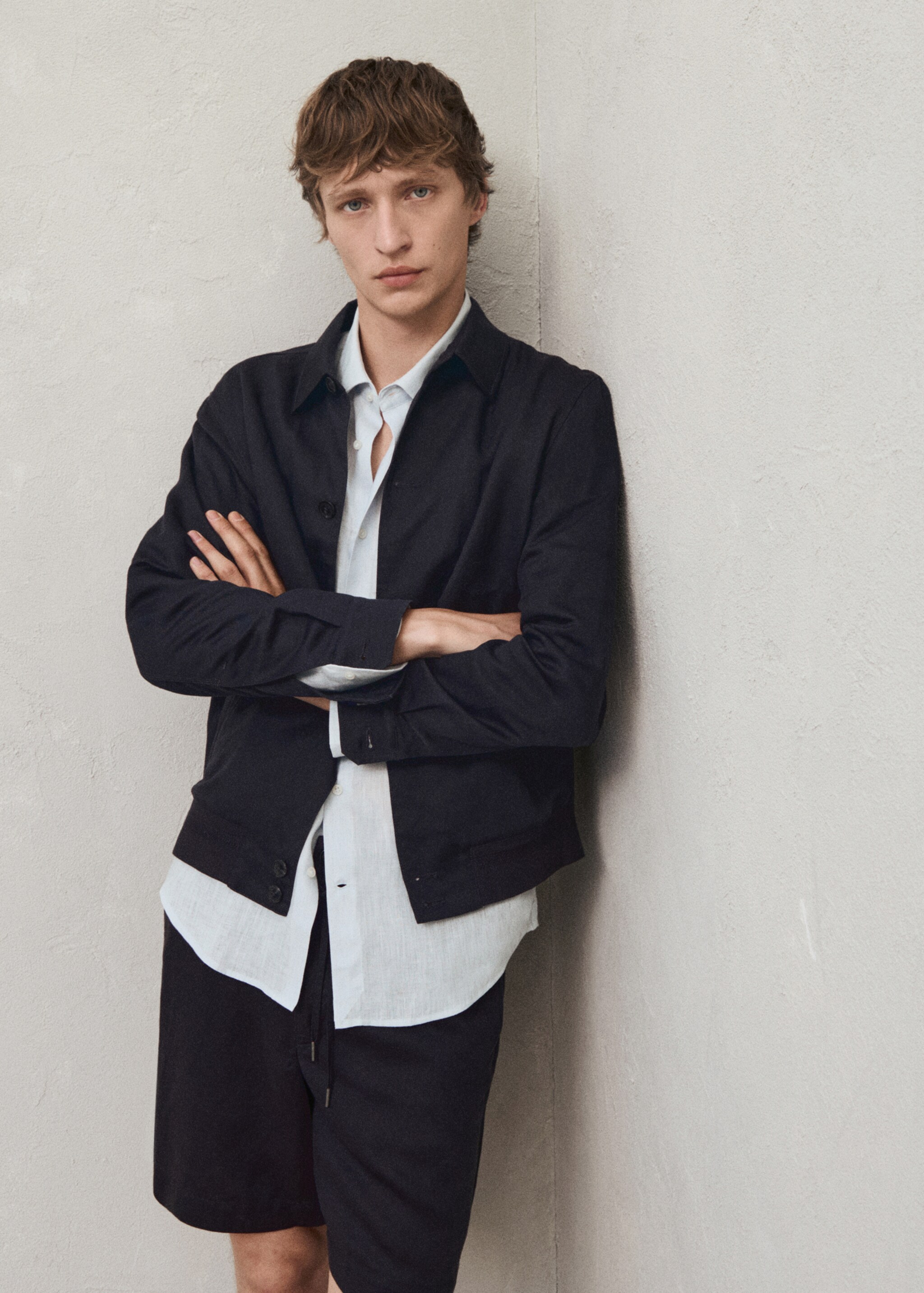 Tencel-linen blend overshirt - Details of the article 3, Charcoal. Ref: 77022535-00.