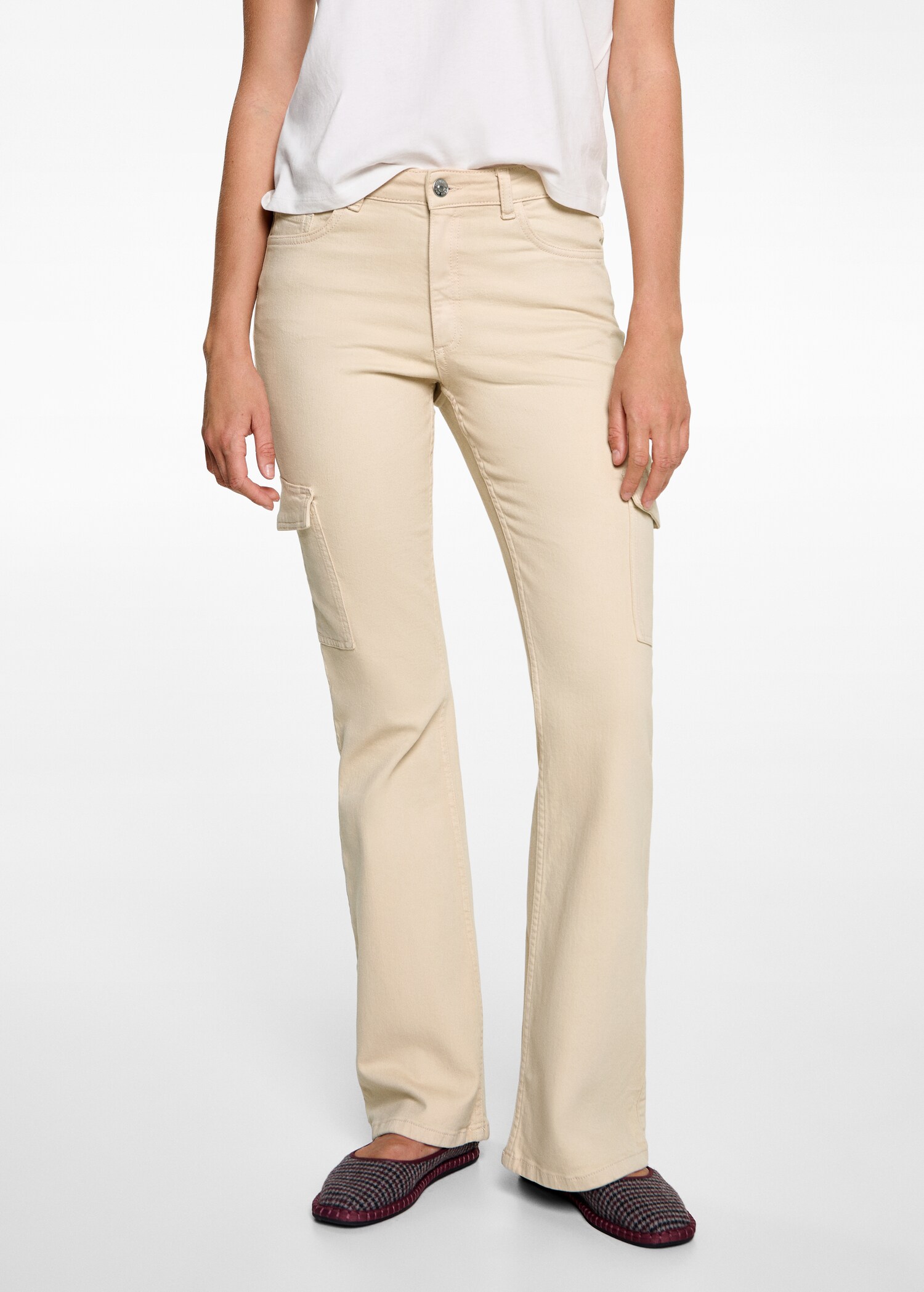 Flared cargo jeans - Details of the article 6