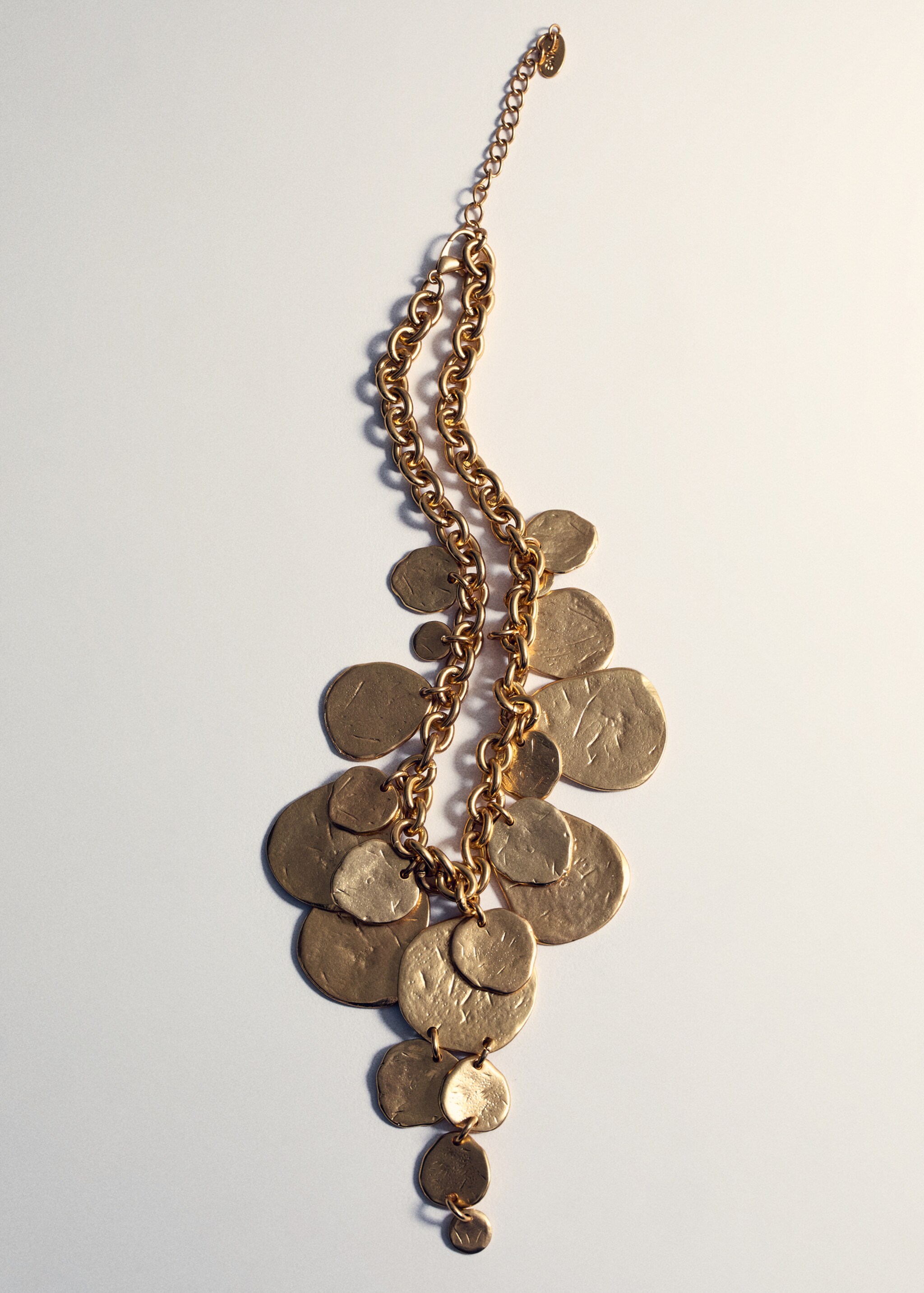 Coin waterfall necklace - Details of the article 5, Gold. Ref: 77022552-00.