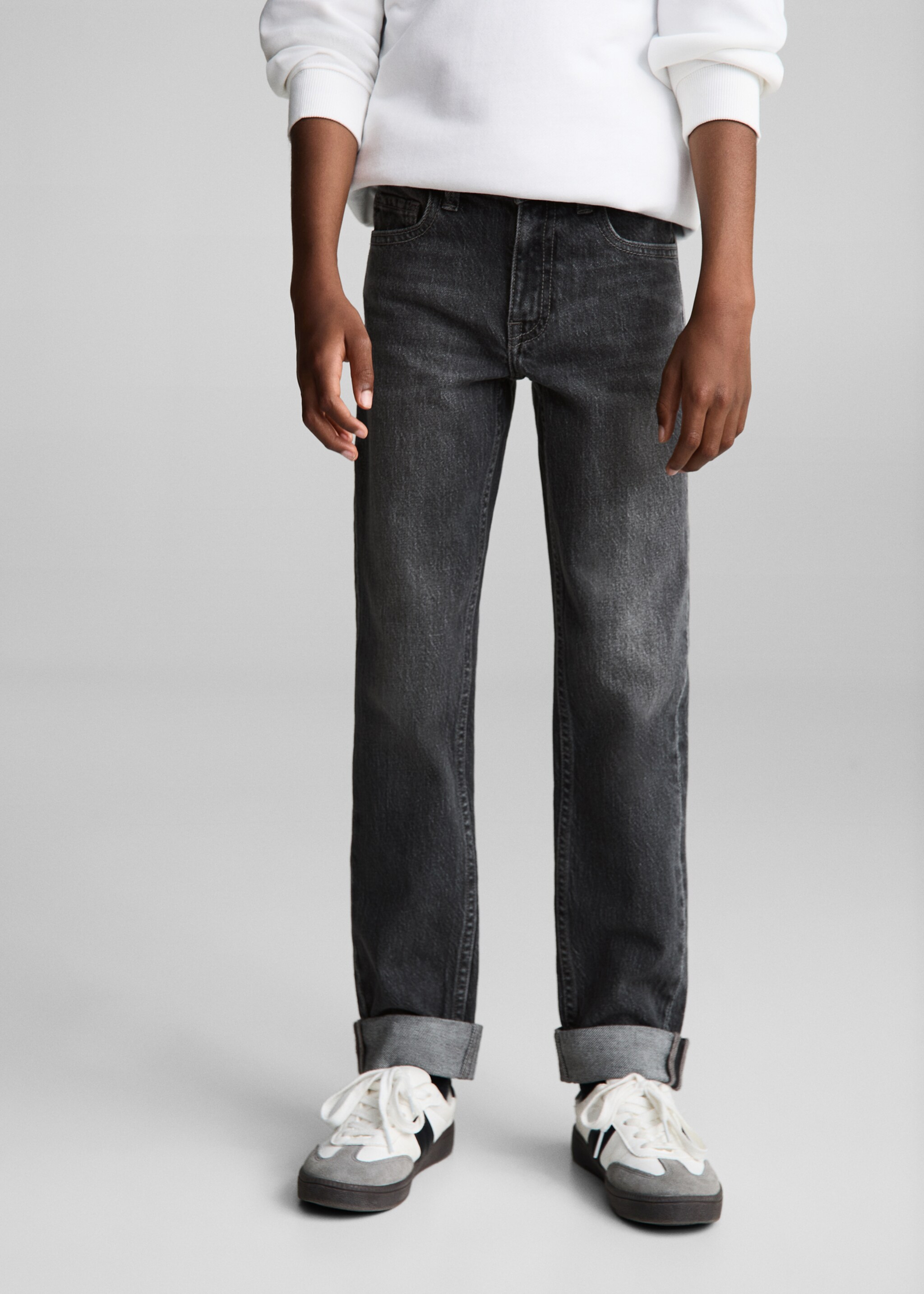 Jeans rectos bajo vuelta - Plano medio, Gris. Ref: 77023260-00.