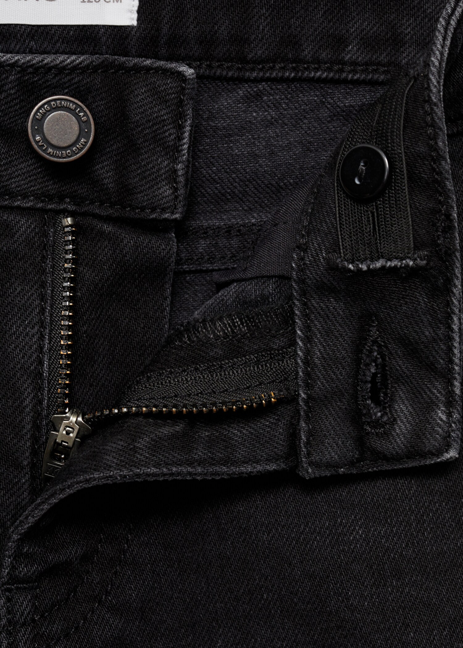 Jeans diritti bordo inferiore risvolto - Dettaglio dell'articolo 8