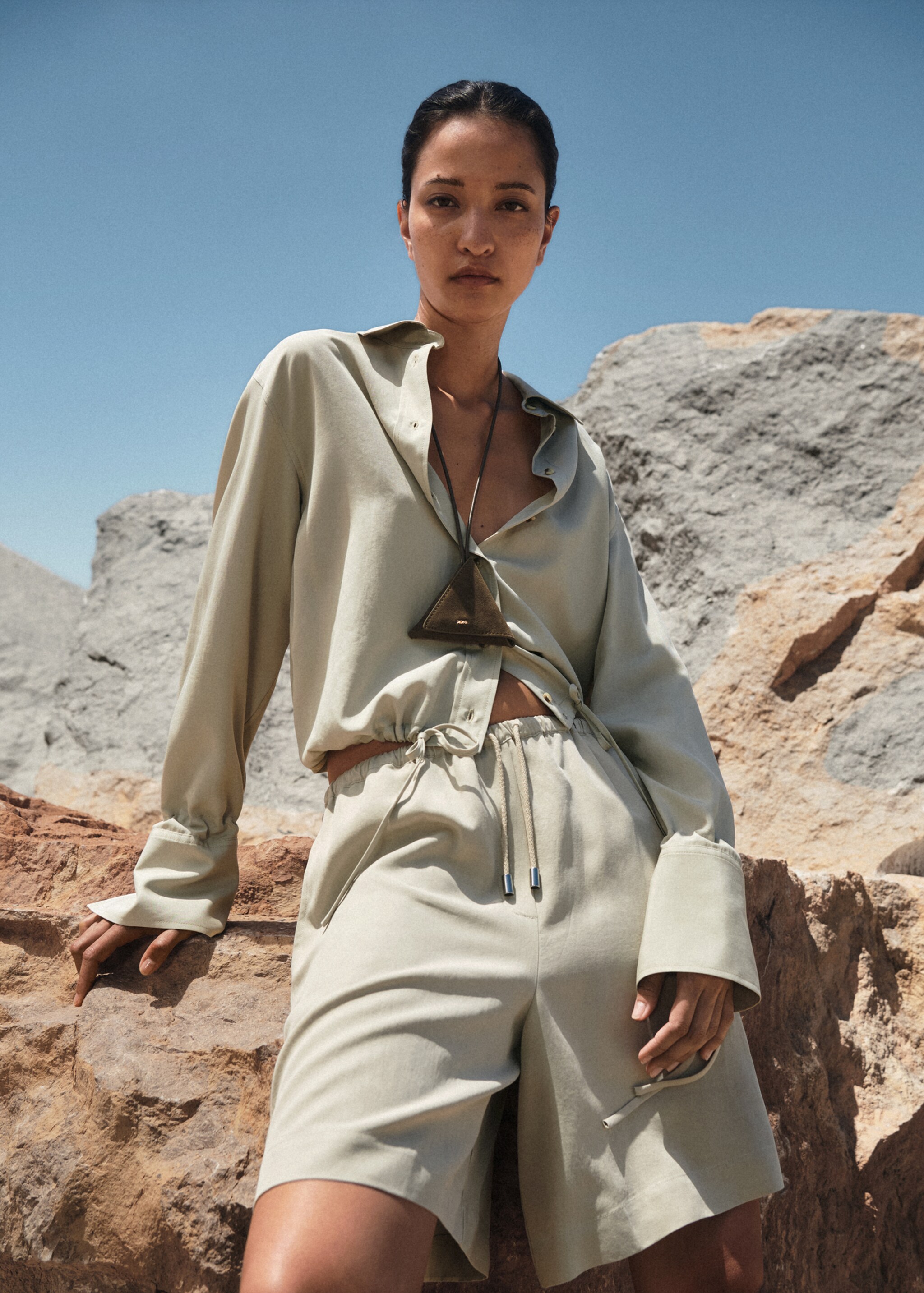 Wideleg lyocell bermuda shorts - Details of the article 7