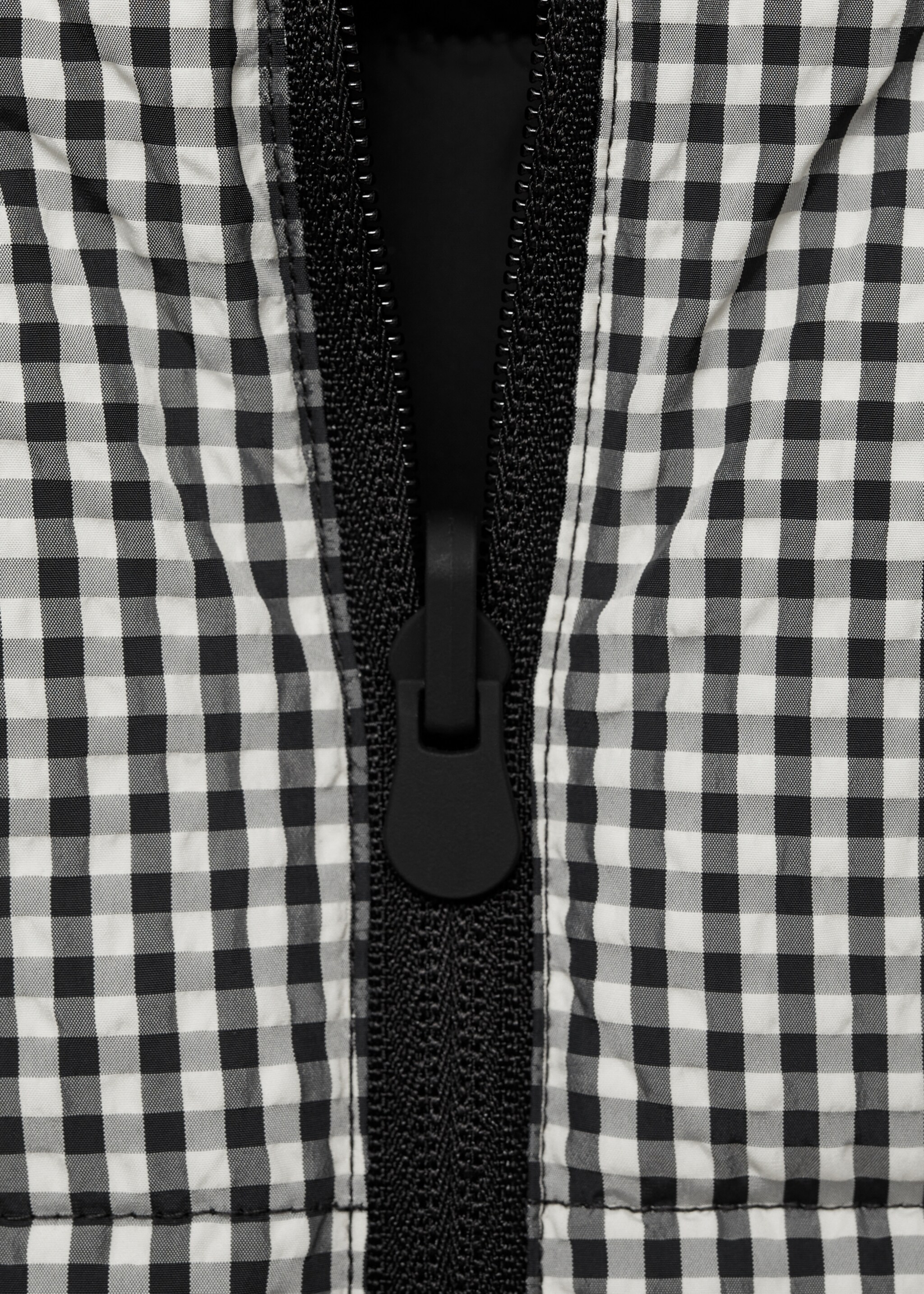 Wendbare Steppweste - Detail des Artikels 0, Schwarz. Ref: 77023269-00.