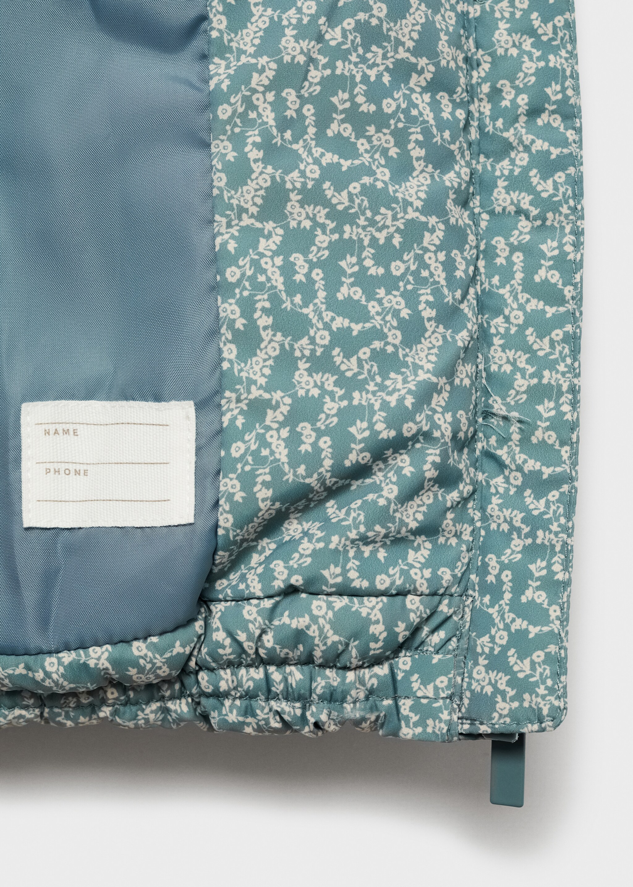 Printed quilted gilet - Details of the article 0, Pastel Green. Ref: 77023270-00.