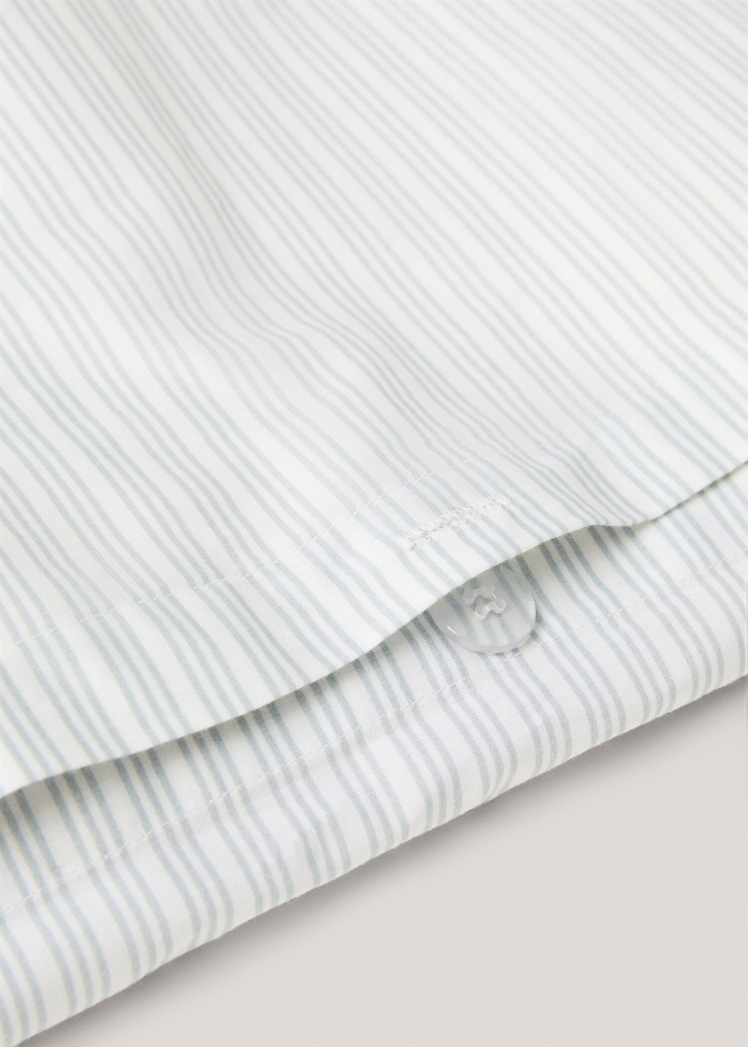 Stripe-print duvet cover for queen bed - Details of the article 1