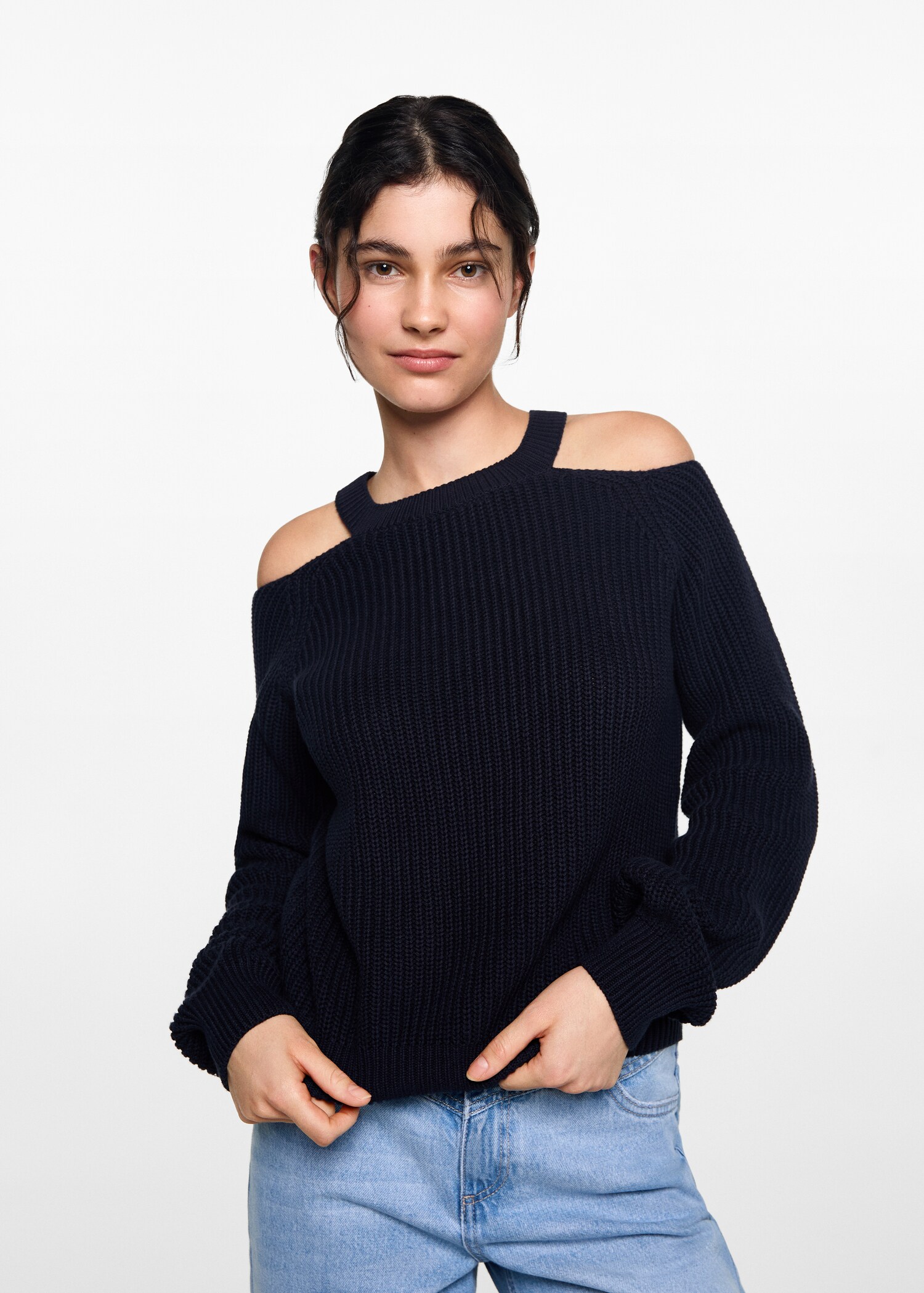 Sweater with shoulder opening - Medium plane