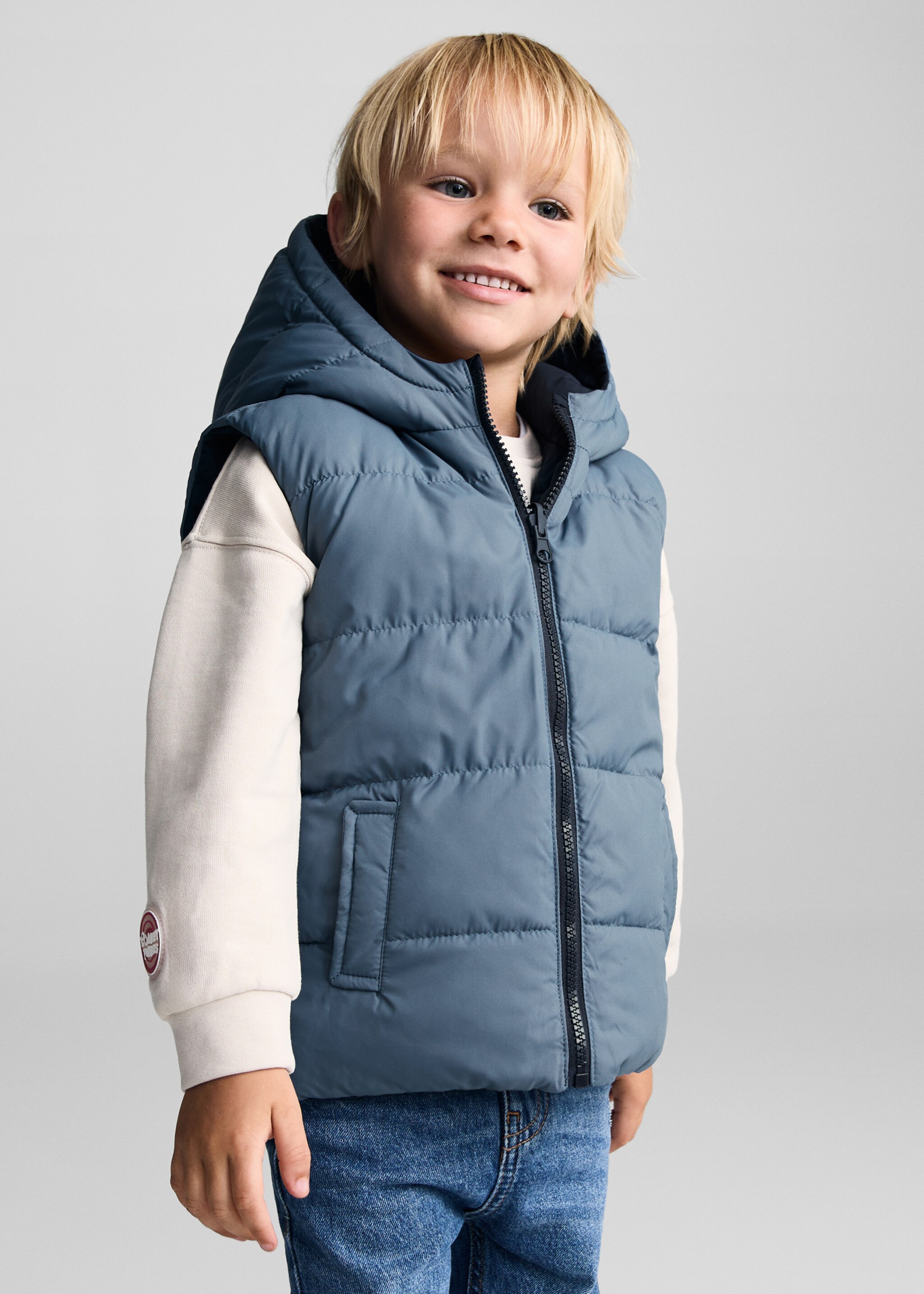 Reversible quilted gilet - Medium plane, Dark Navy. Ref: 77023666-00.