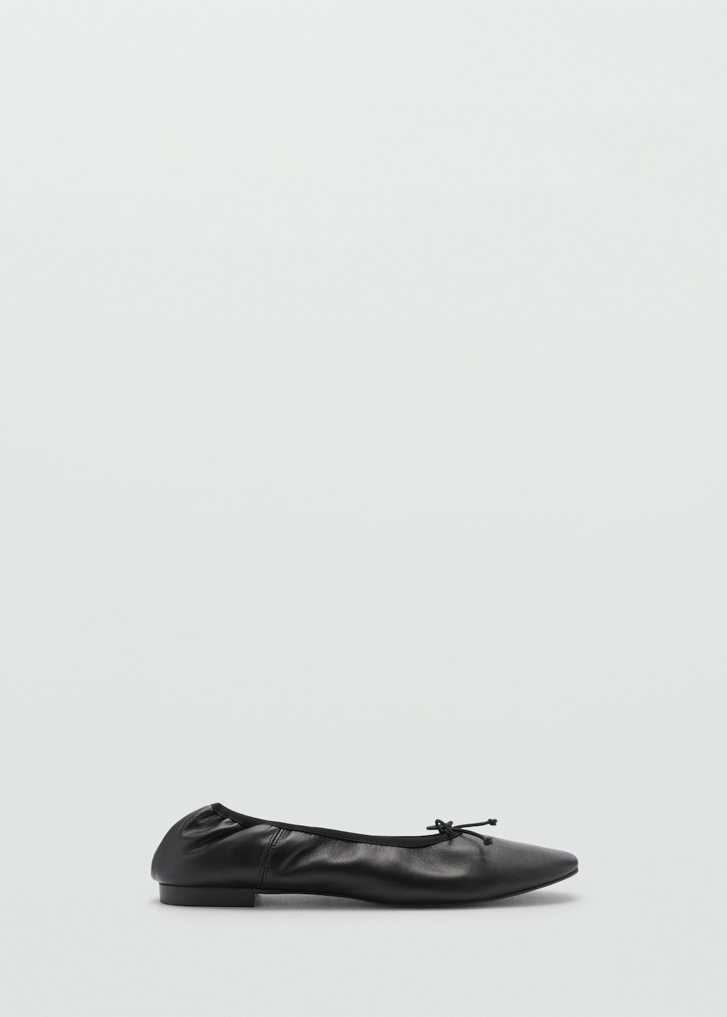 【直営・関税送料込】Leather ballet flats Leather ballet flats colour black | Liu Jo
