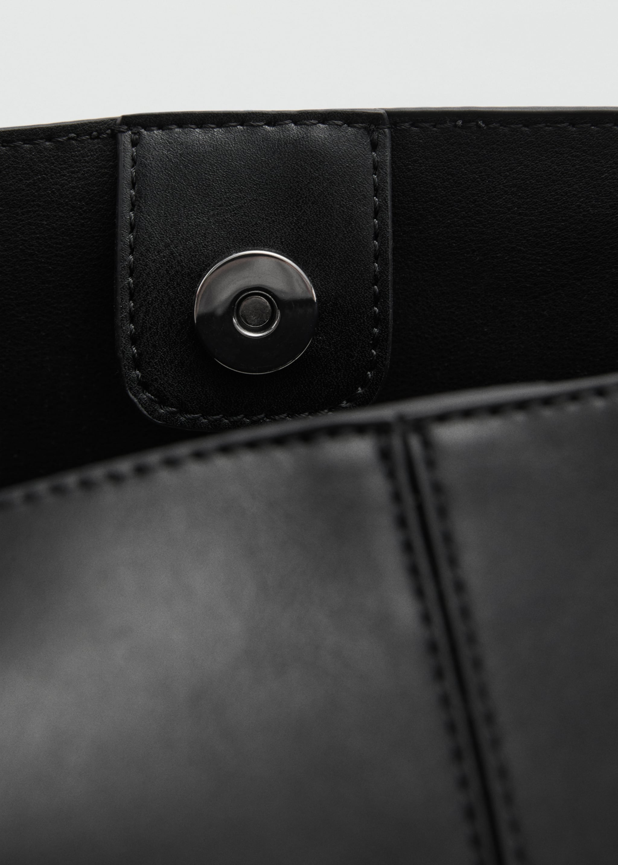 Short handle shopper bag - Details of the article 2, Black. Ref: 77024020-00.