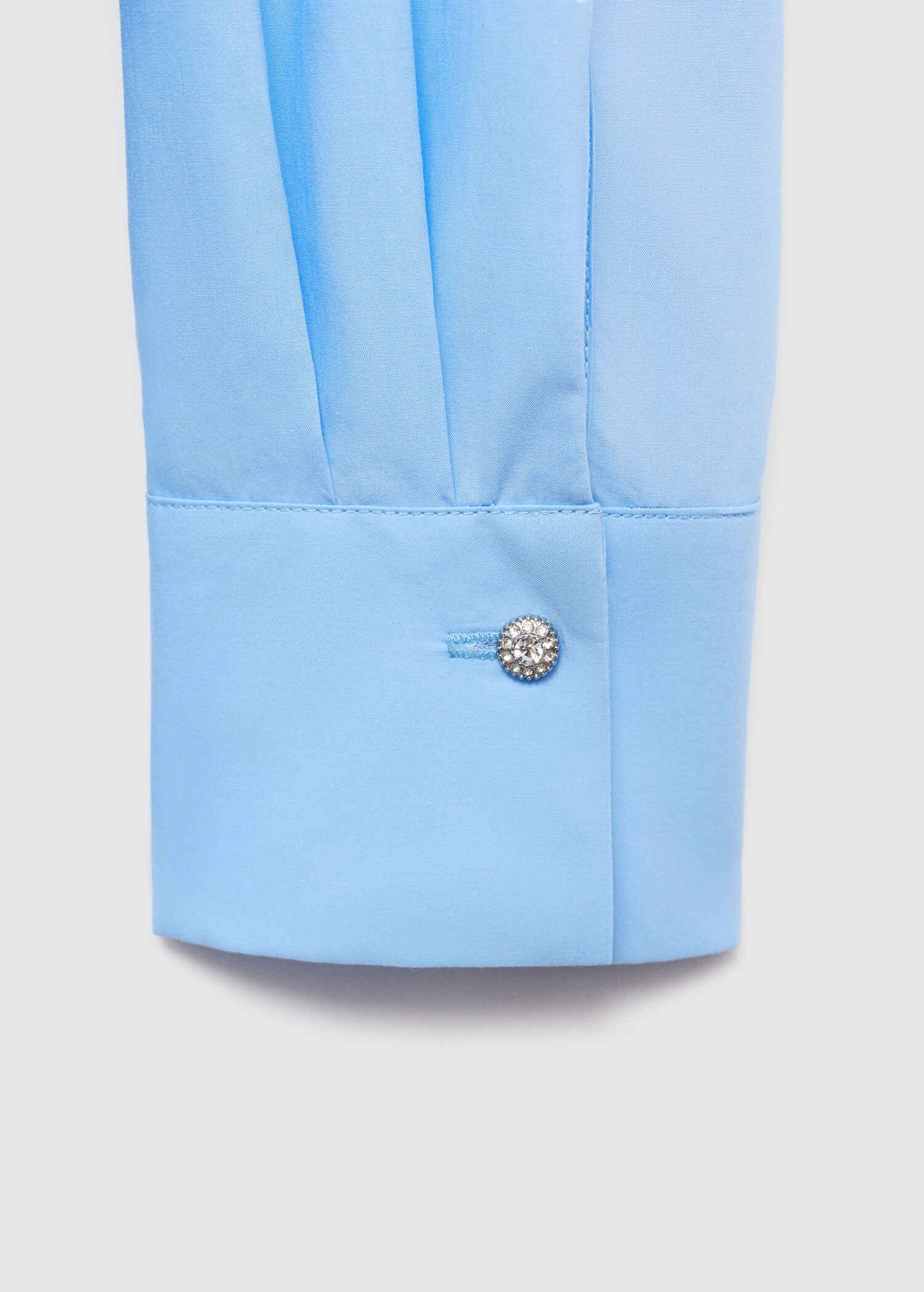 Lyocell shirt with hidden buttons - Details of the article 0