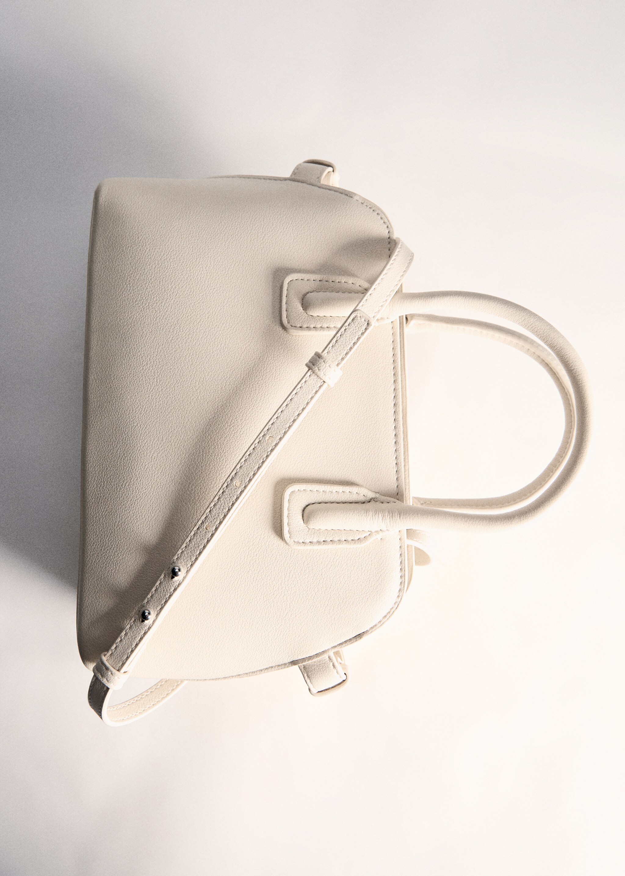 Double-handle bowling bag - Details of the article 5, Off White. Ref: 77024045-00.