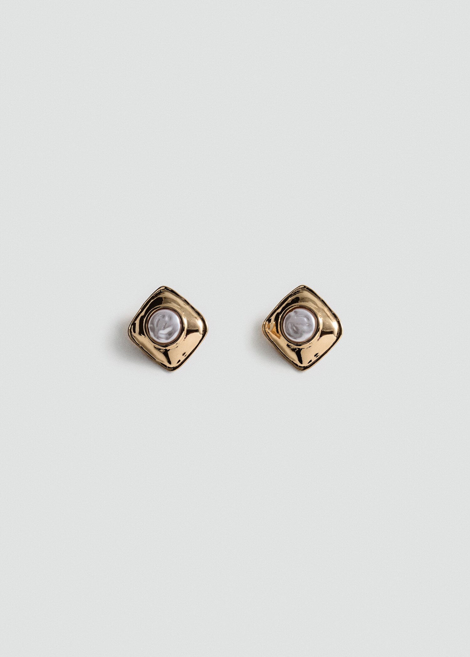 Boucles d’oreilles carrées perle - Article sans modèle