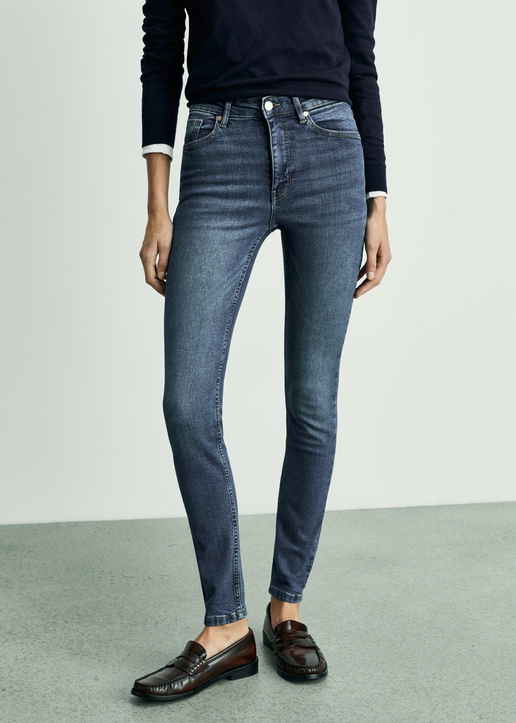 Jeans skinny vita alta - Piano medio, Blu scuro. Ref: 77024061-00.