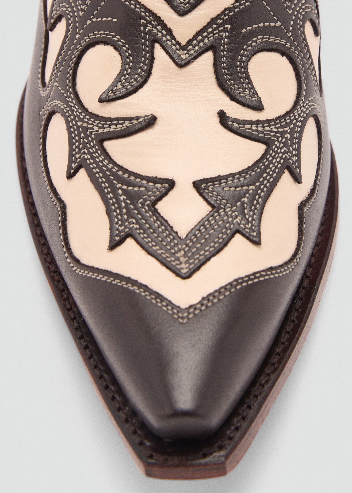 Two-tone leather cowboy boots - Details of the article 1