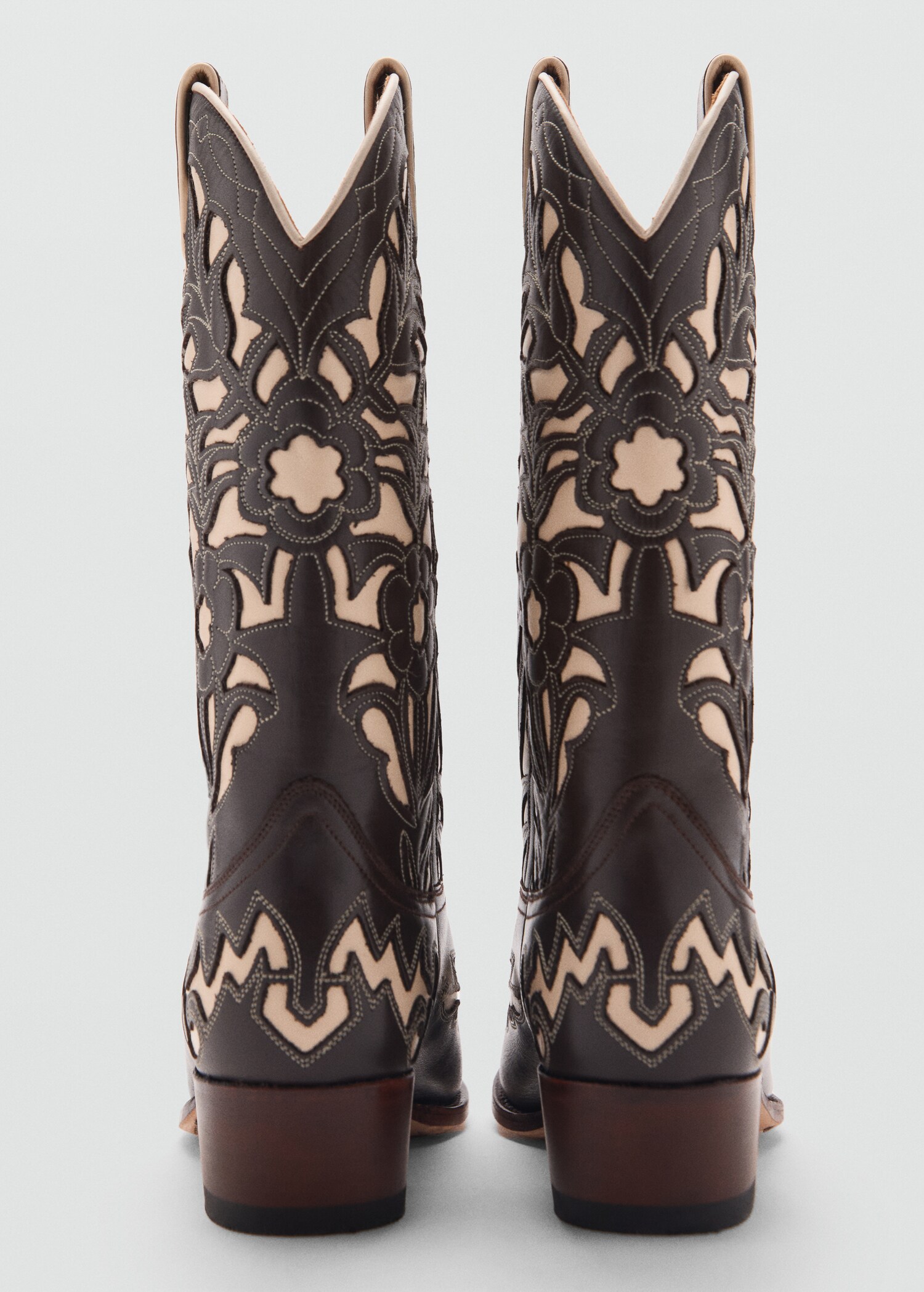 Two-tone leather cowboy boots - Details of the article 3