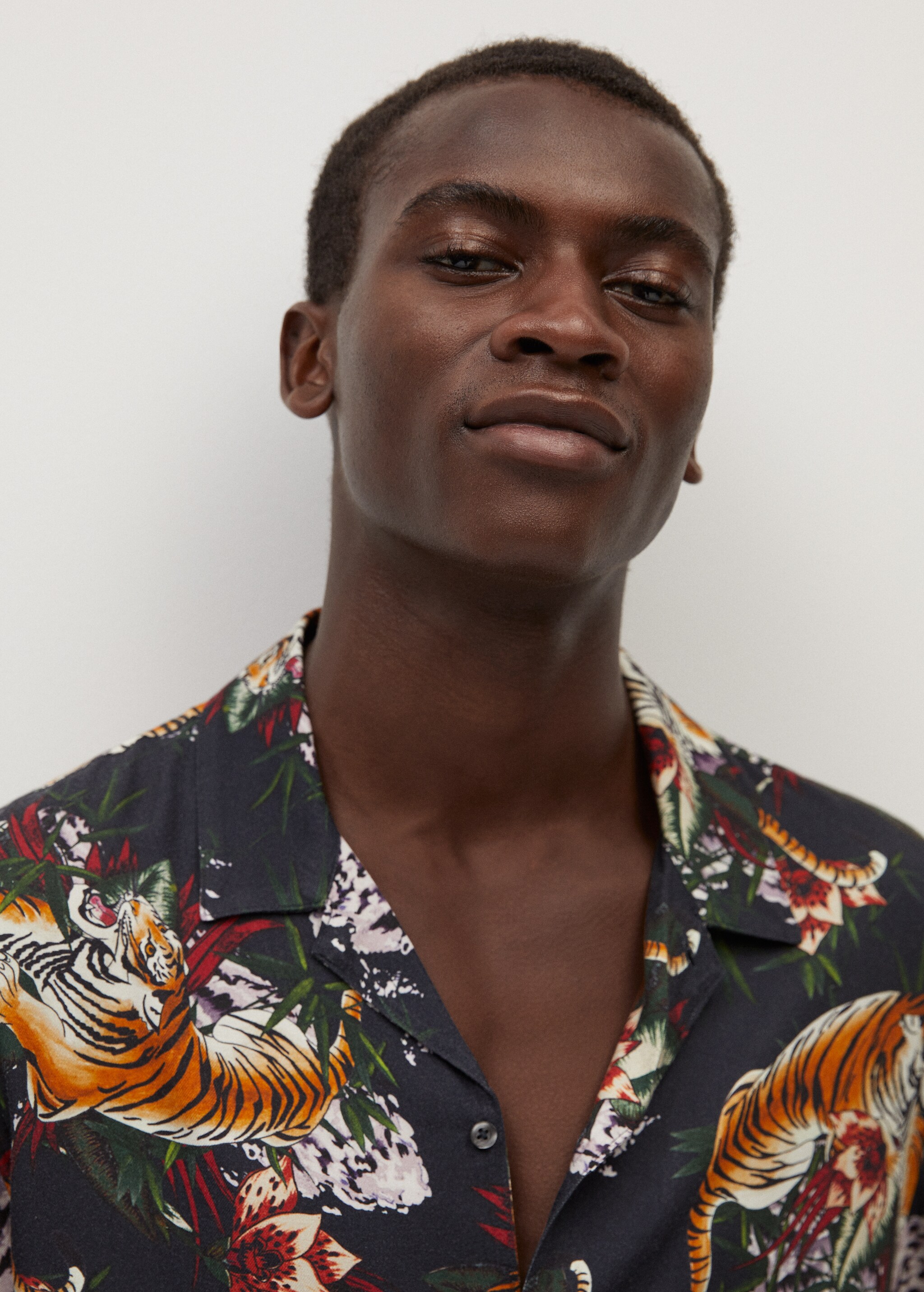 Camisa estampada hawaiana - Detalle del artículo 1