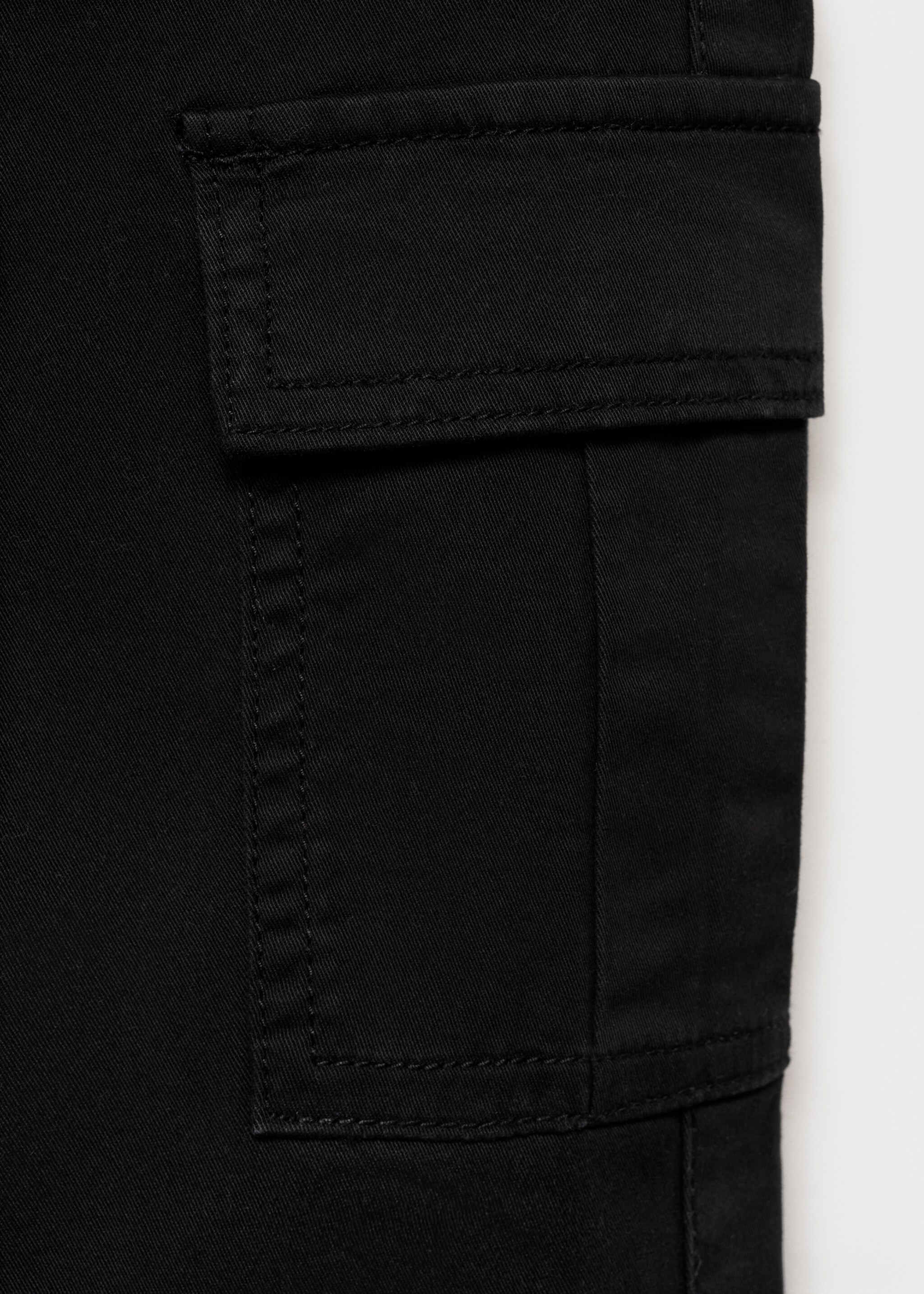 Pantalón cargo straight fit - Detalle del artículo 8, Negro. Ref: 77024435-00.