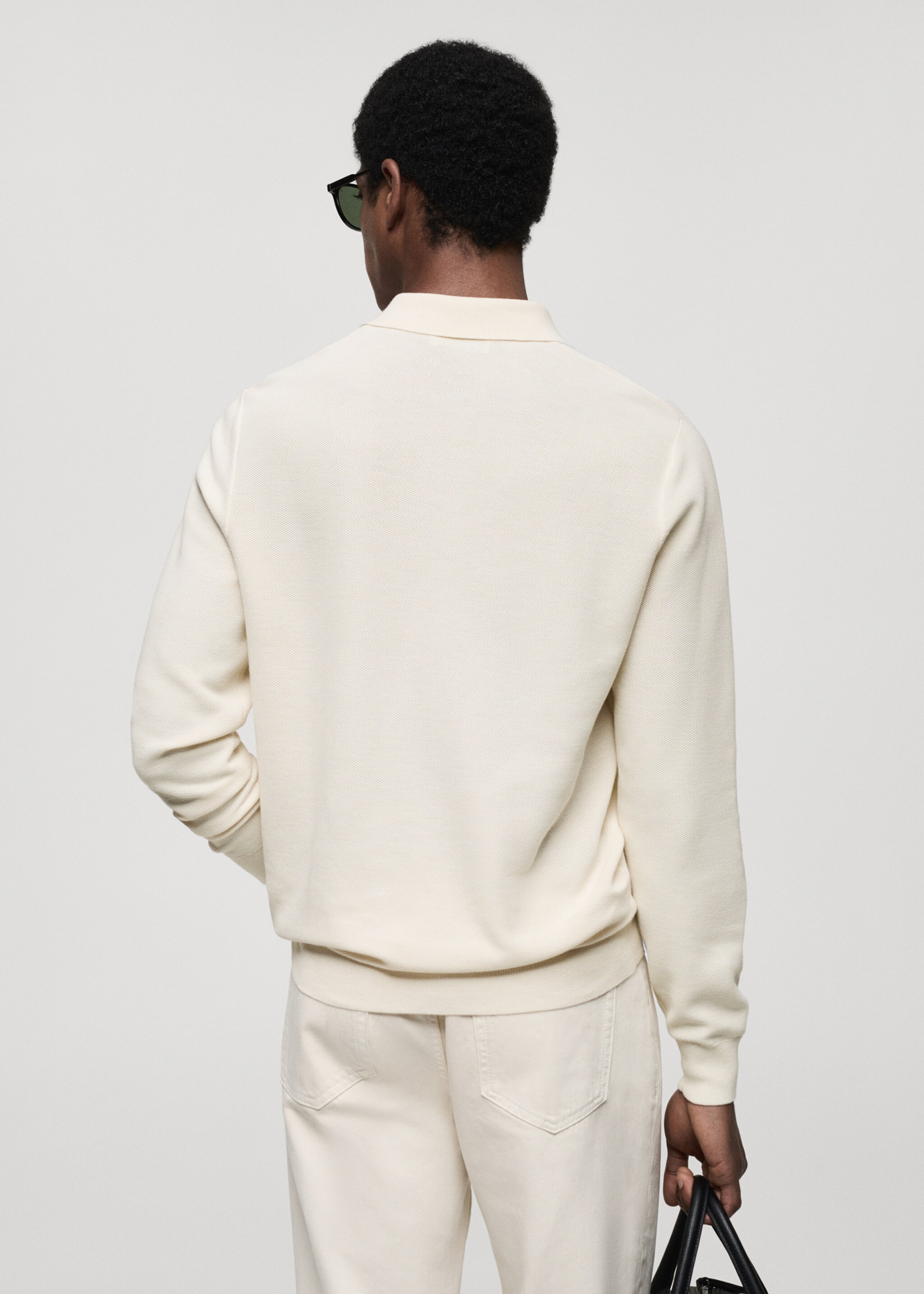 Knitted structured polo sweater - Reverse of the article, Off White. Ref: 77024449-00.