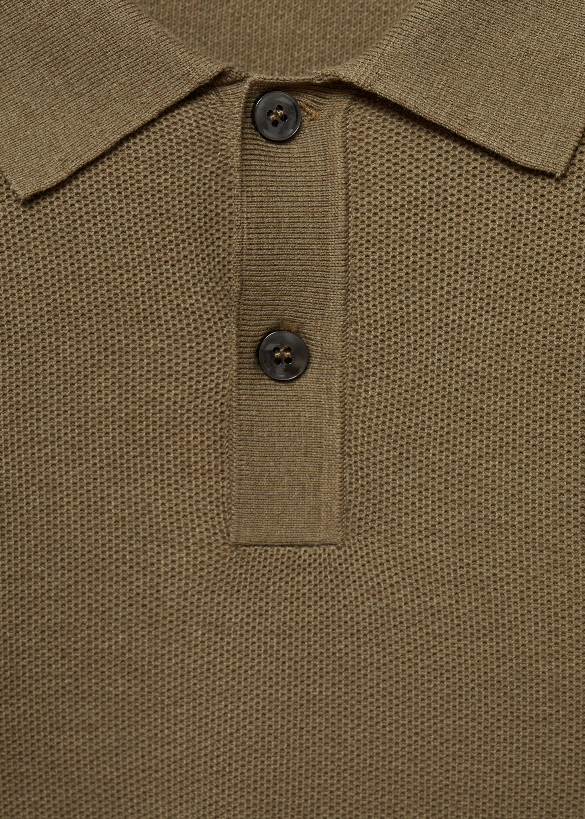 Knitted structured polo sweater - Details of the article 8, Medium Green. Ref: 77024449-00.