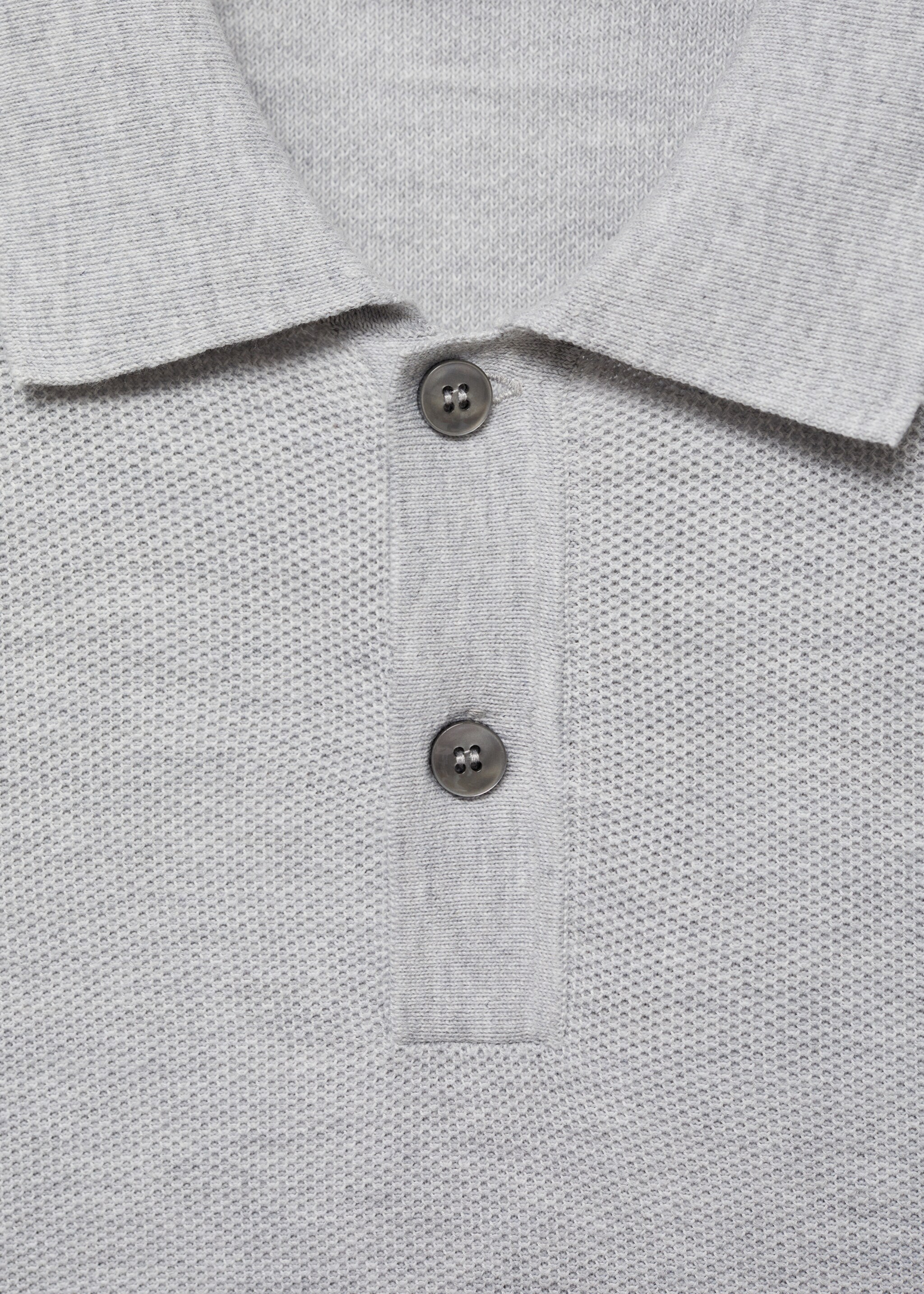 Knitted structured polo sweater - Details of the article 8, Medium Heather Grey. Ref: 77024449-00.