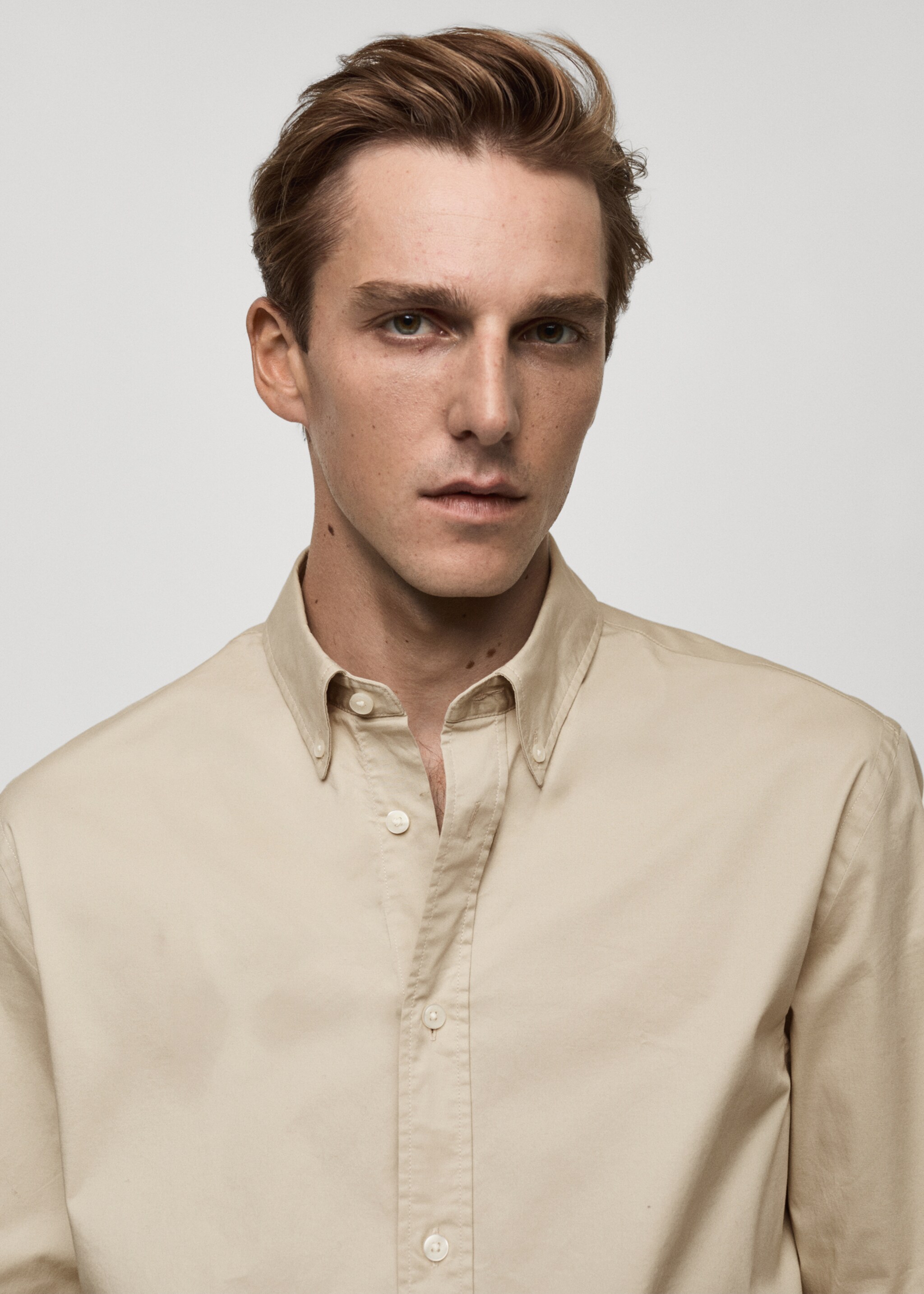 Regular fit cotton shirt - Details of the article 1, Beige. Ref: 77024452-00.