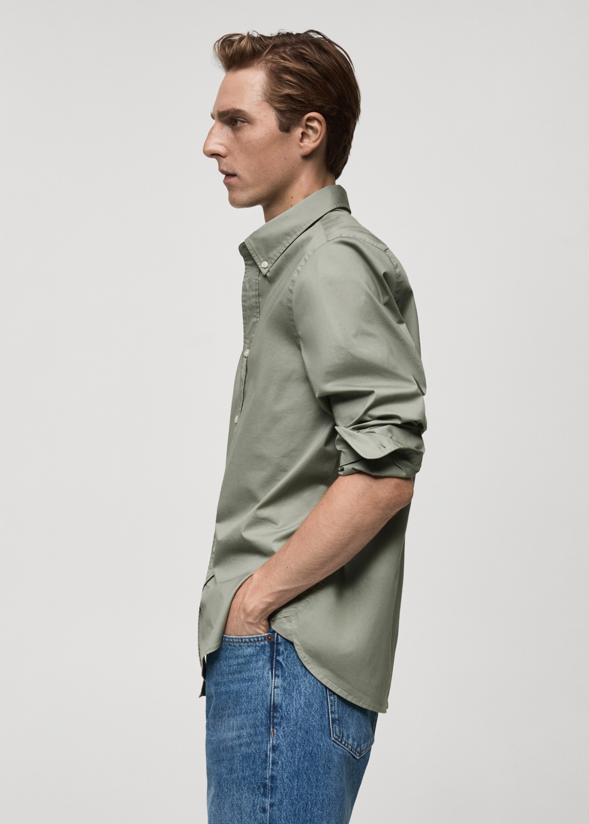 Regular fit cotton shirt - Details of the article 2, Khaki. Ref: 77024452-00.