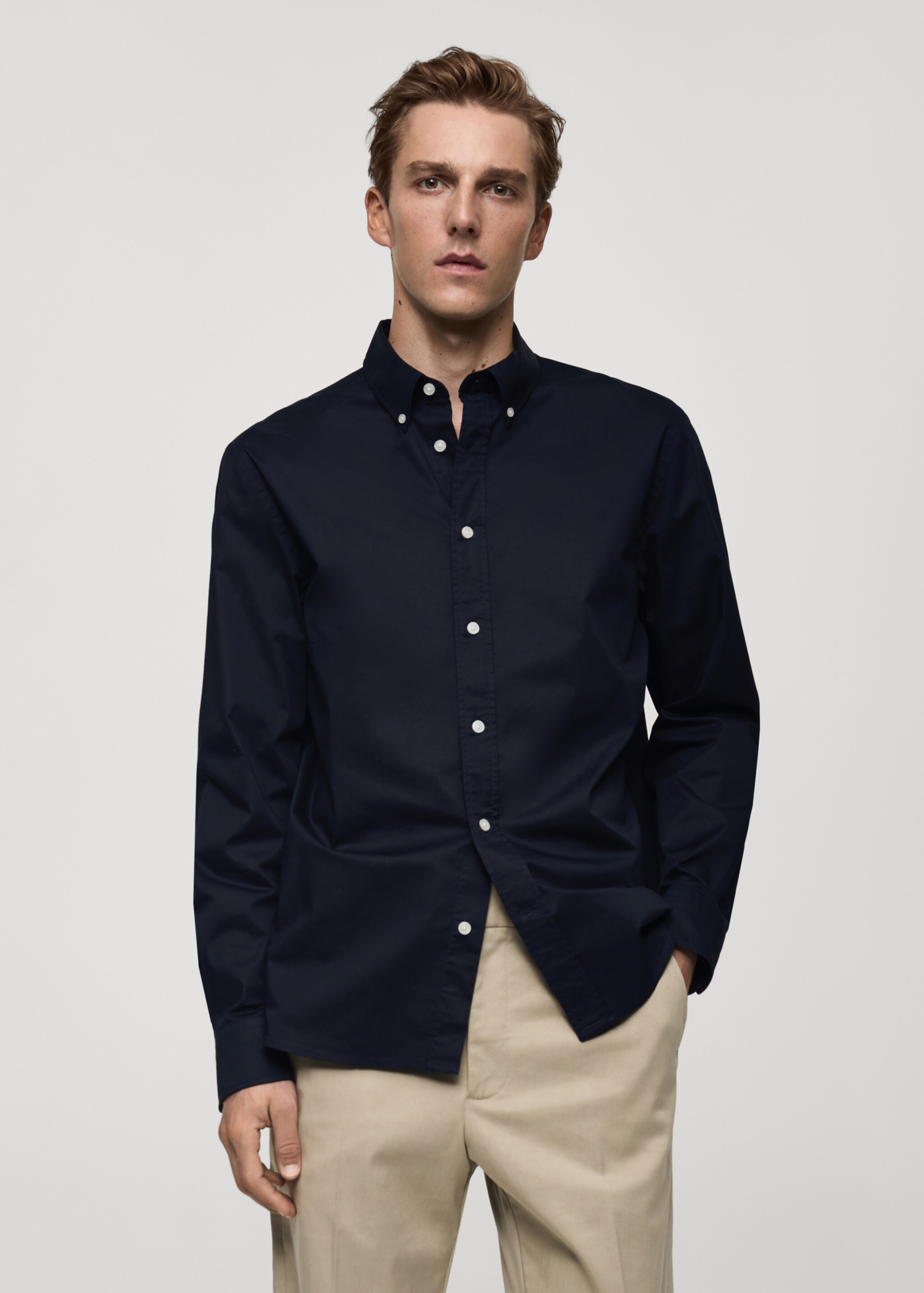 Regular Fit-Hemd aus Baumwolle - Mittlere Ansicht, Dunkles Marineblau. Ref: 77024452-00.