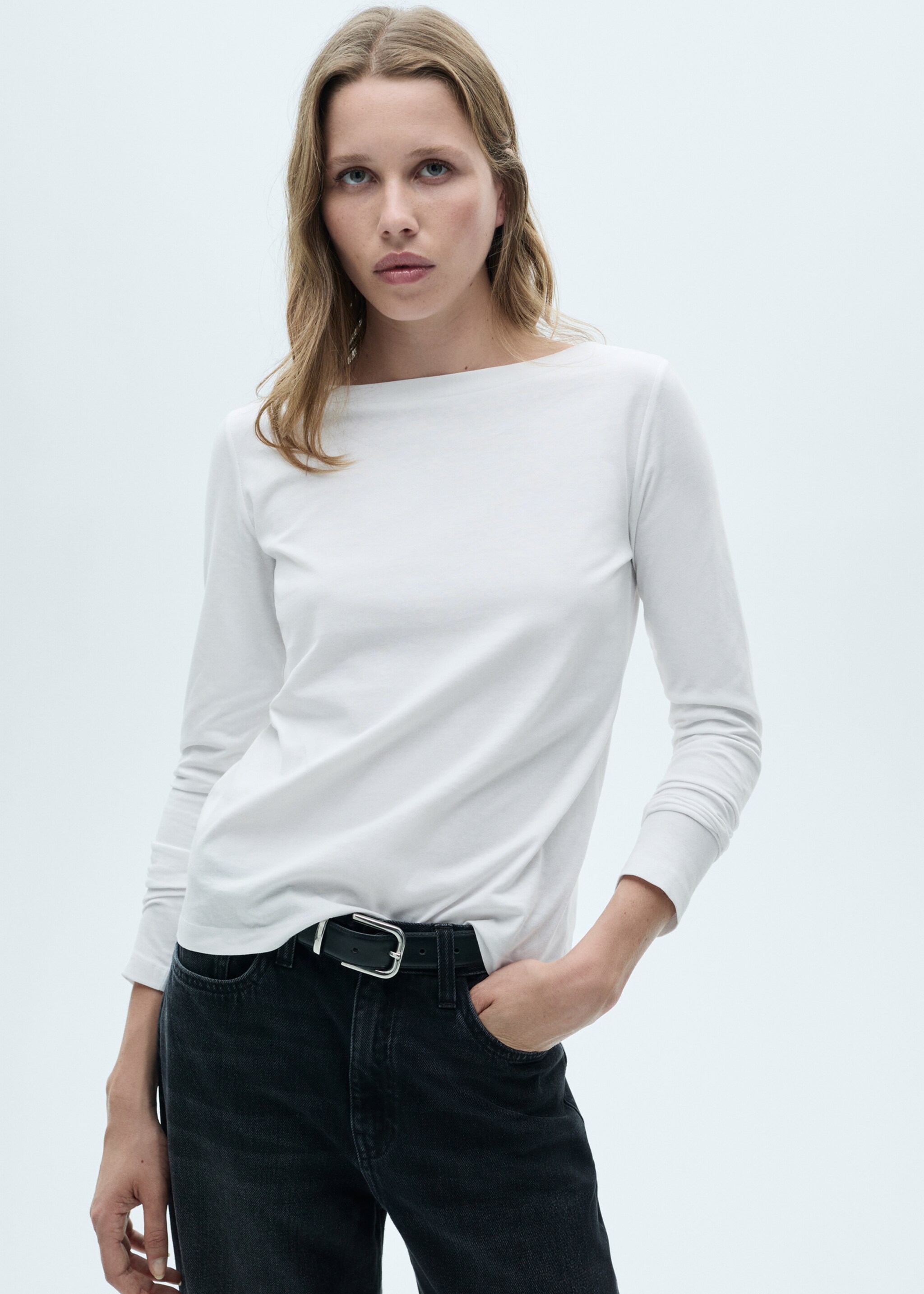 Long-sleeved boat-neck t-shirt - Medium plane, White. Ref: 77024761-00.