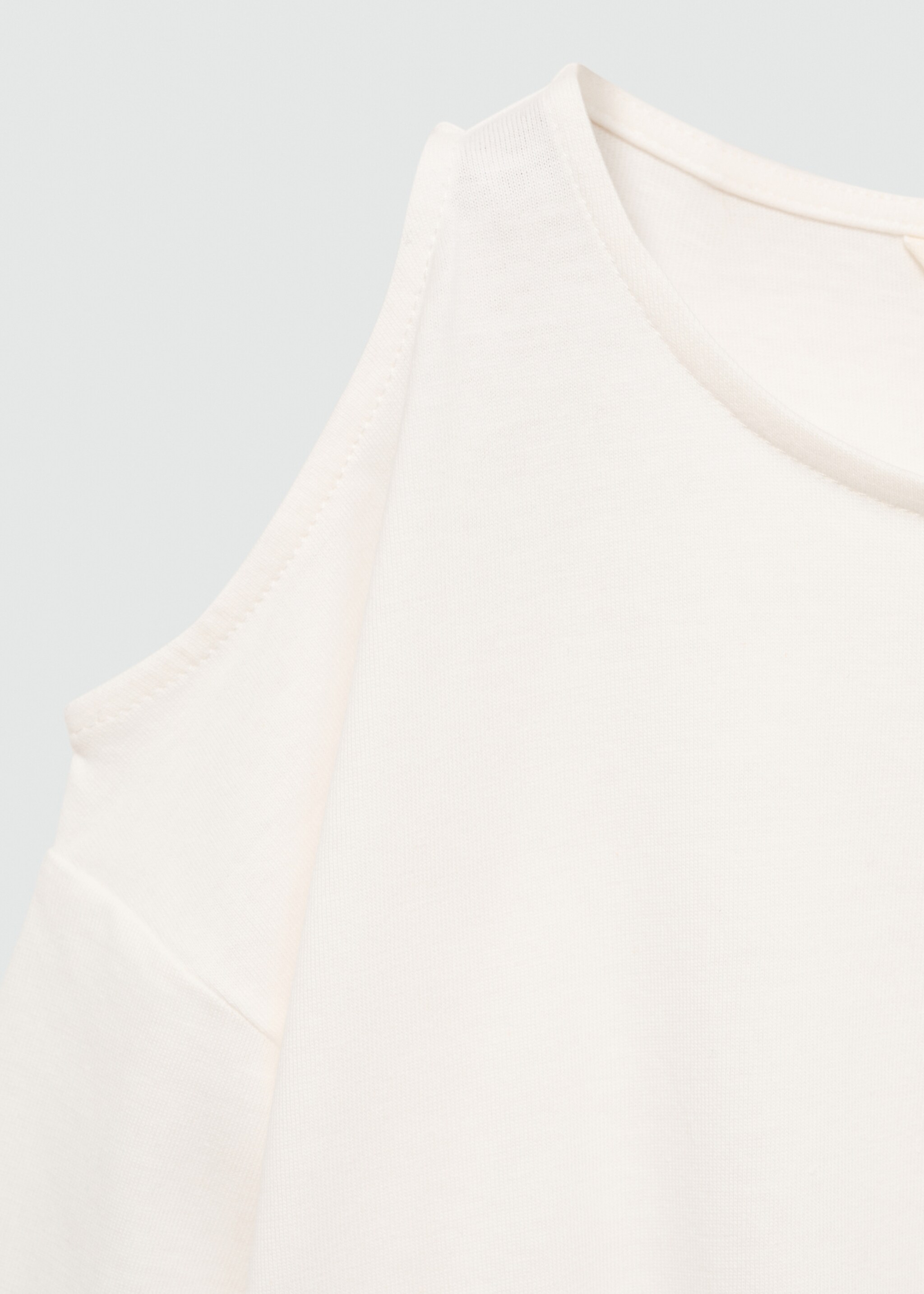 Long-sleeve t-shirt with cut-out - Details of the article 8, Off White. Ref: 77024775-00.