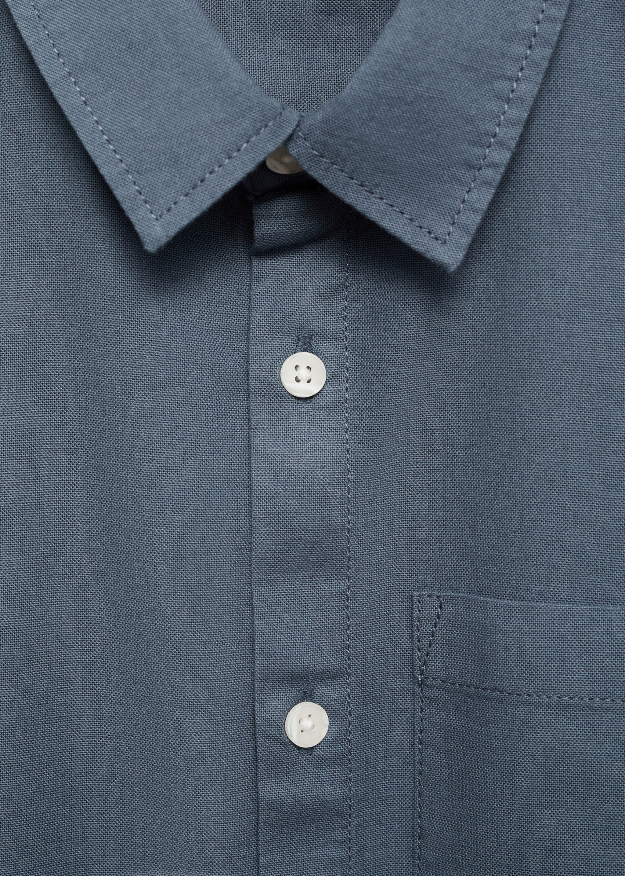 Chest-pocket cotton shirt - Details of the article 8, Blue. Ref: 77024782-00.