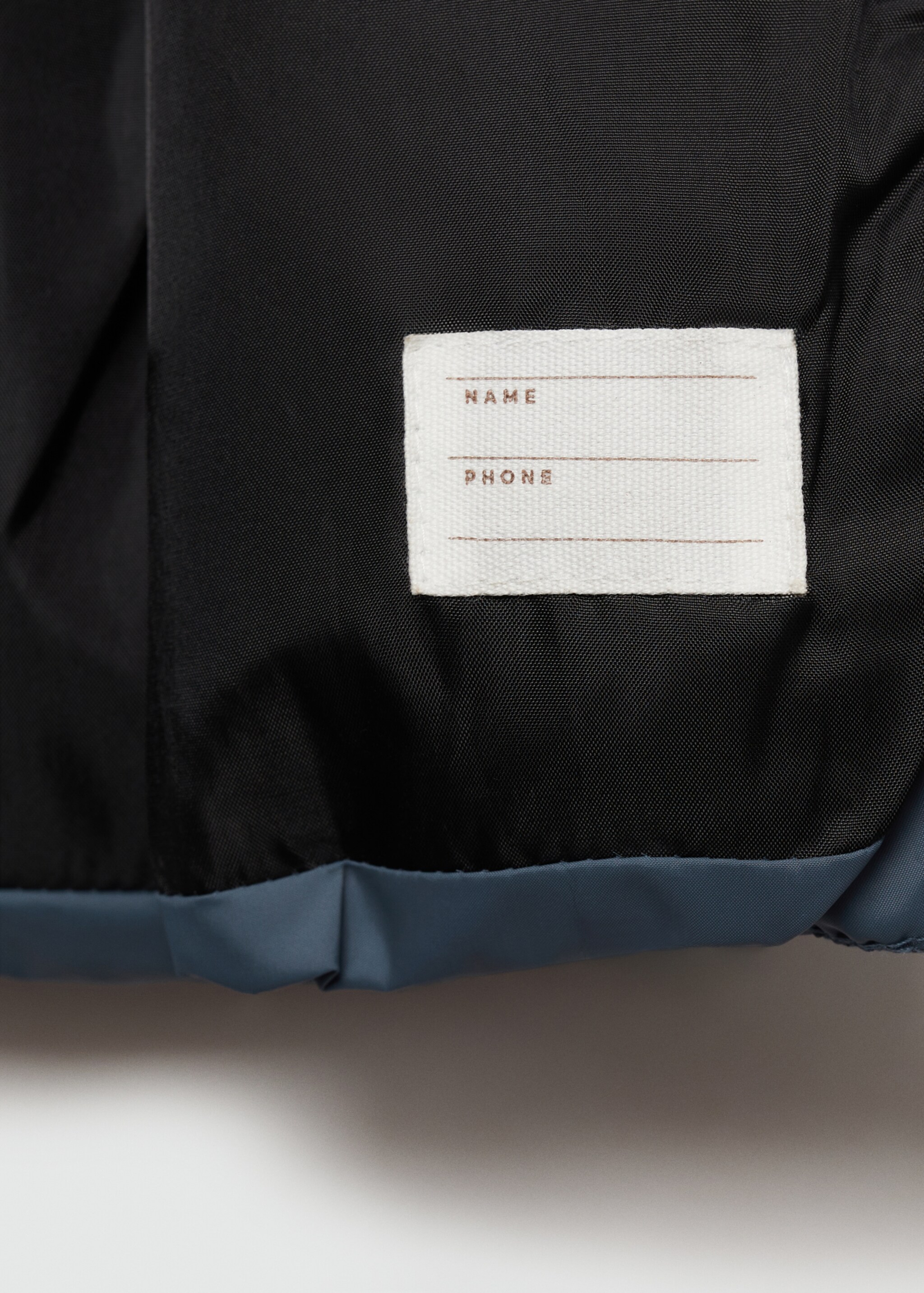 Quilted gilet with pockets - Details of the article 0, Petrol Blue. Ref: 77024785-00.