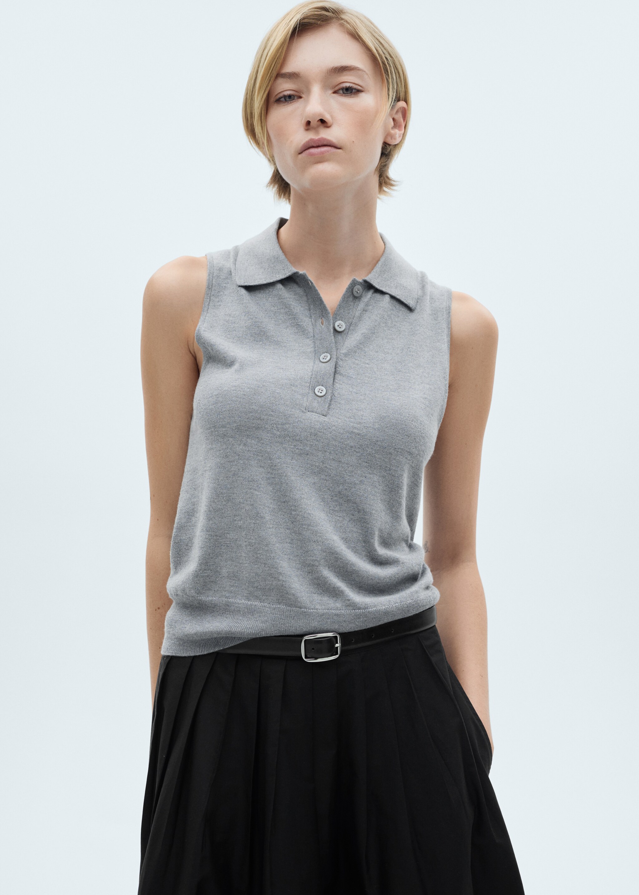 Pleated midi-skirt - Plan moyen