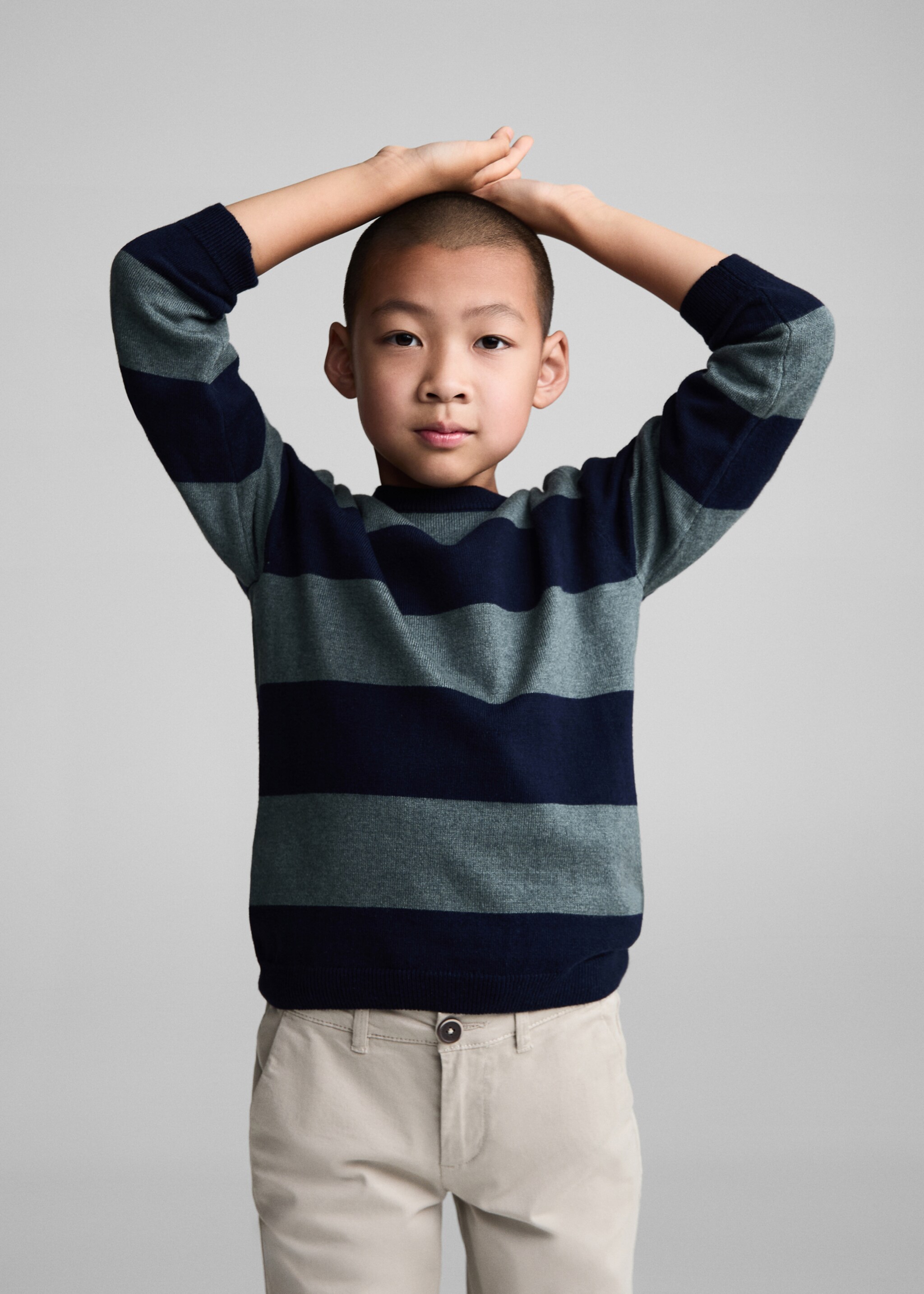 Knit striped sweater - Medium plane, Dark Navy. Ref: 77025147-00.