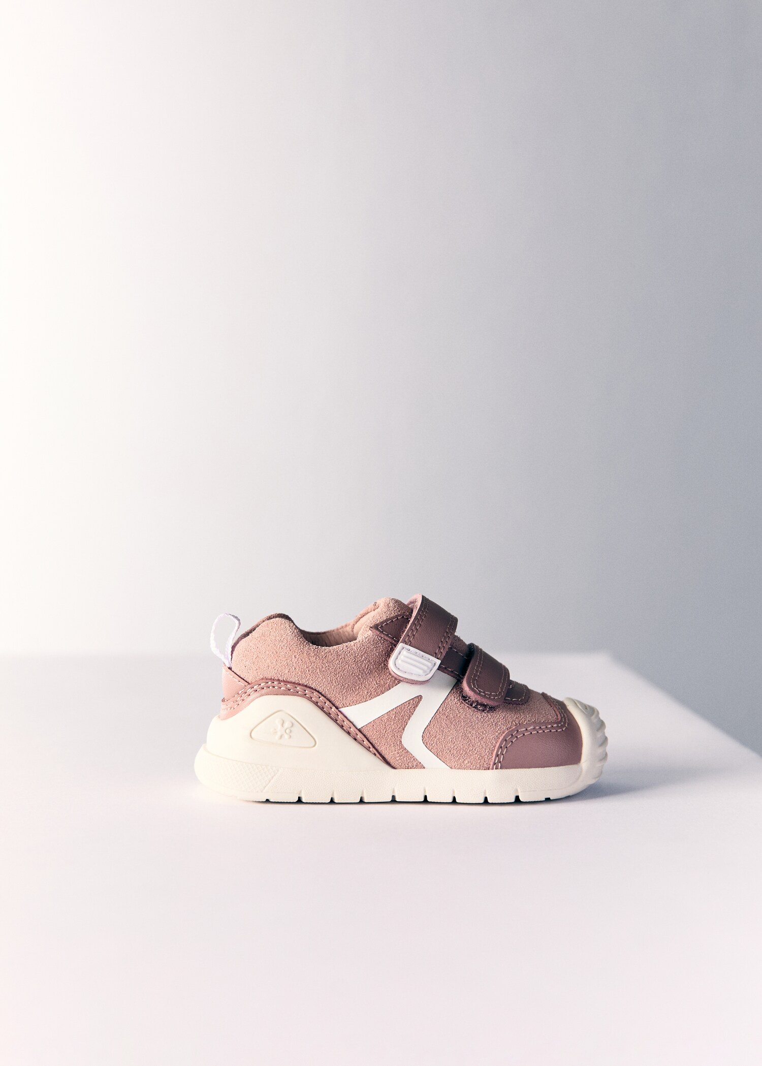 Biomecanics leather trainers - Article without model