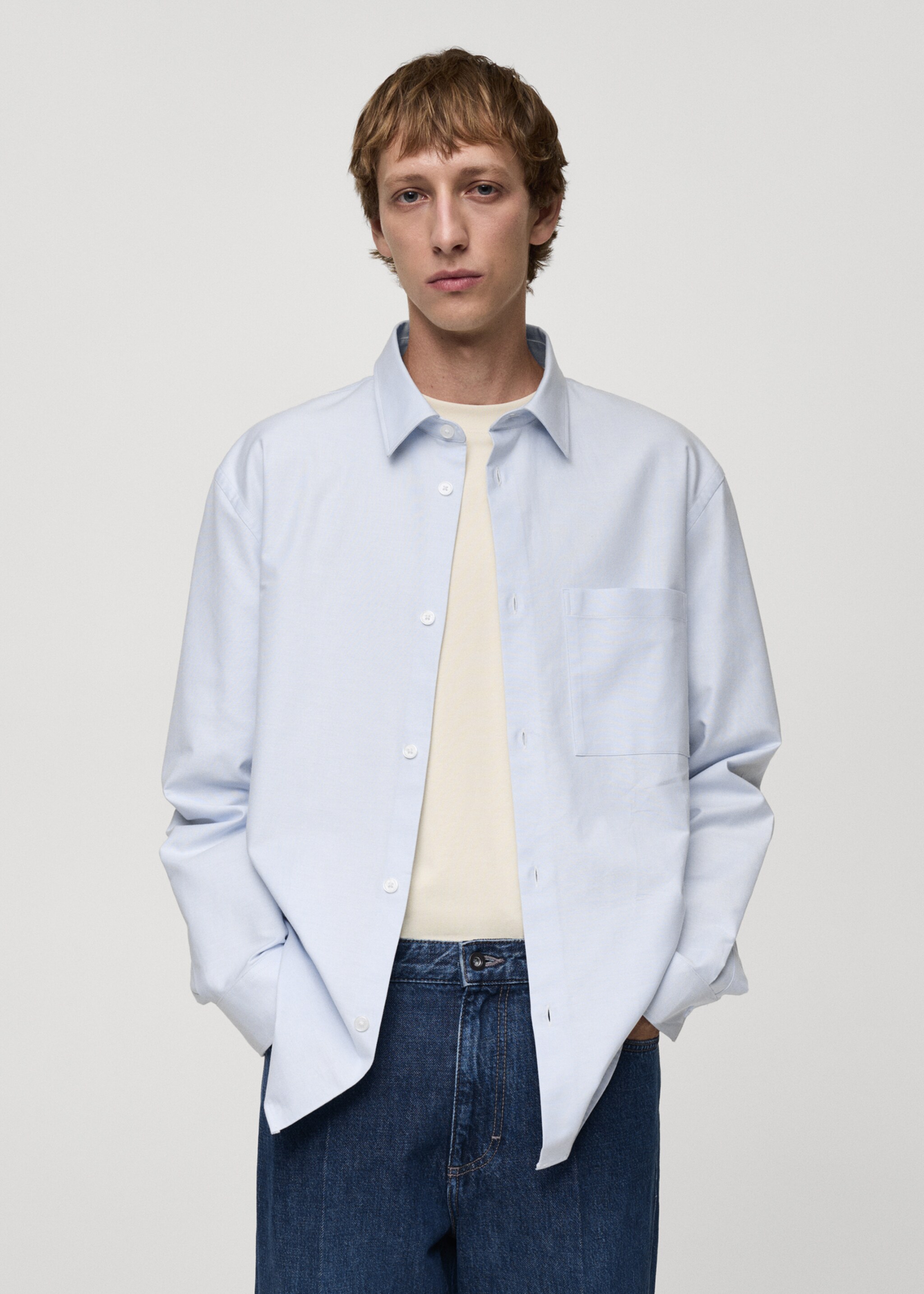 Relaxed-Fit-Oxford-Hemd aus Baumwolle - Mittlere Ansicht, Himmelblau. Ref: 77025633-00.