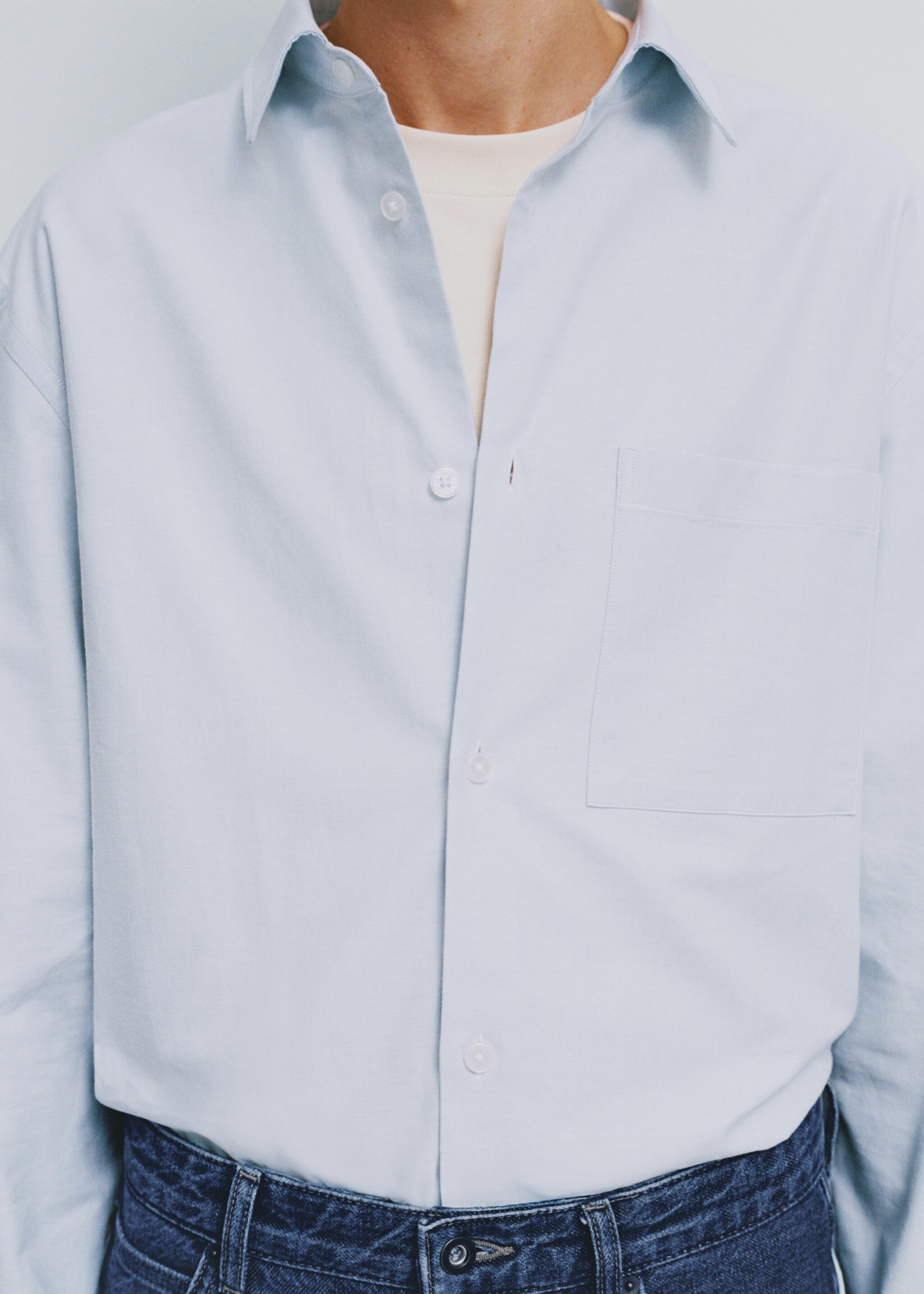 Relaxed-Fit-Oxford-Hemd aus Baumwolle - Detail des Artikels 3, Himmelblau. Ref: 77025633-00.