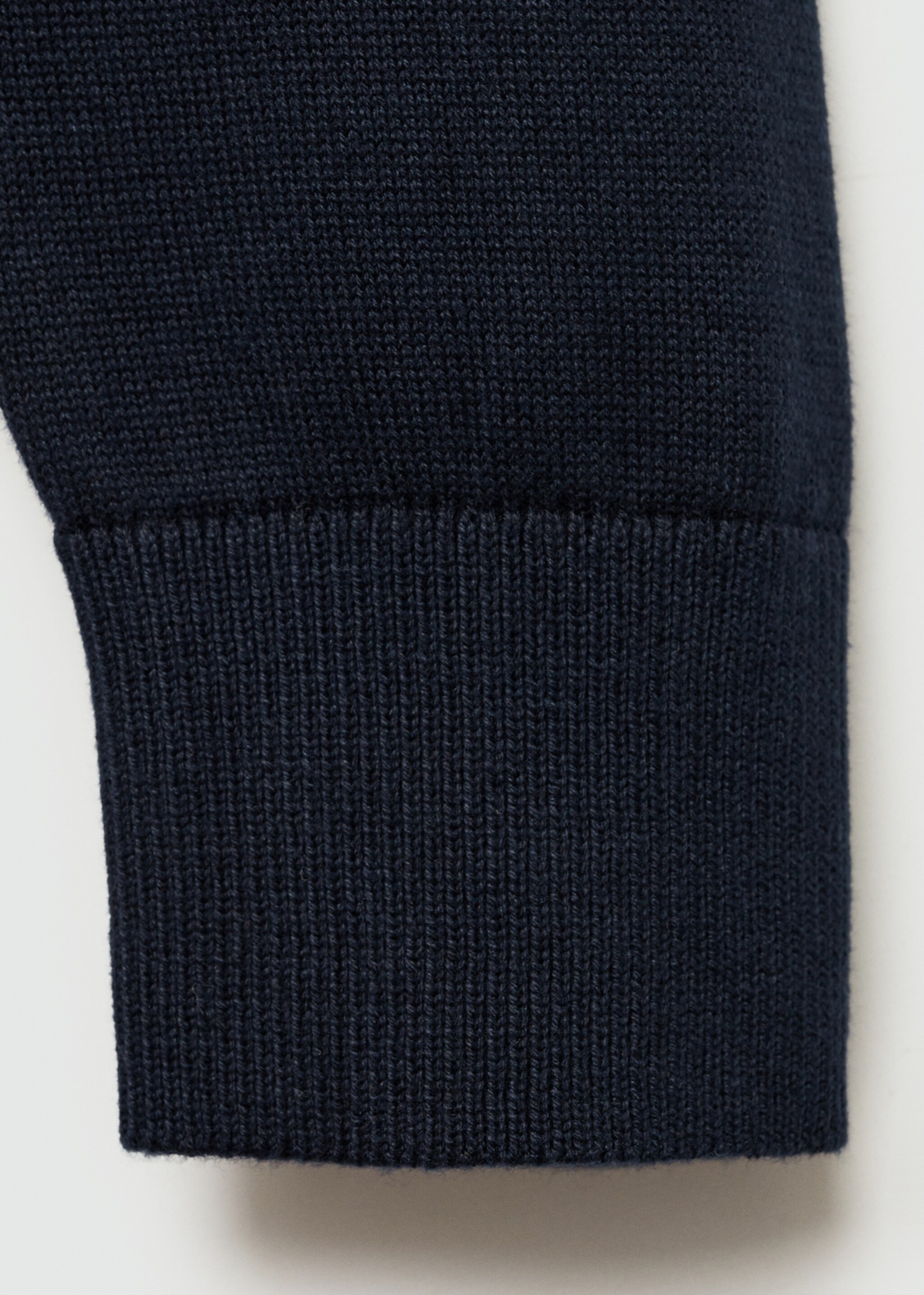 Pull-over maille col rond - Détail de l'article 0, Bleu marine foncé. Ref: 77025634-00.