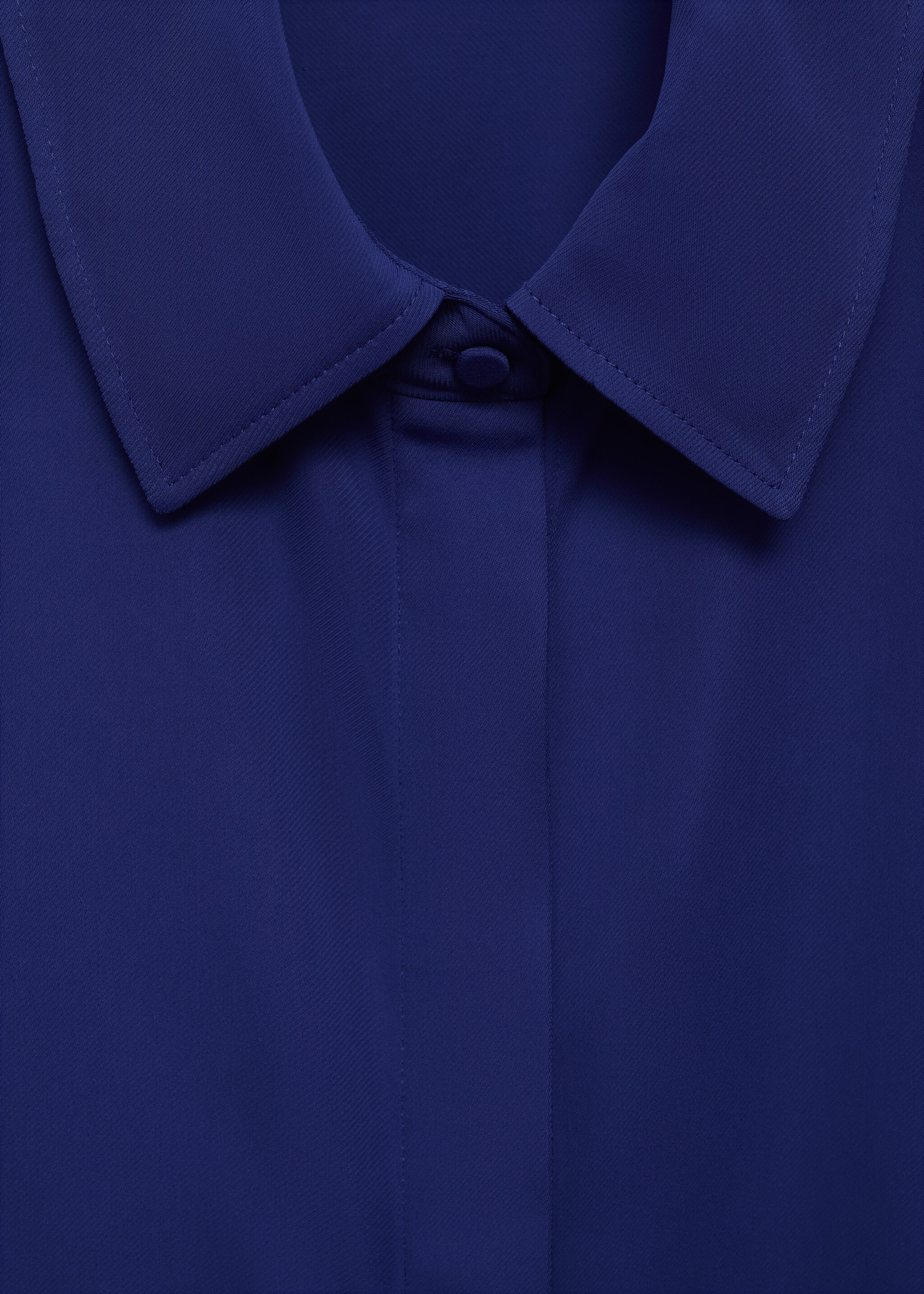Chemise fluide manches longues - Détail de l'article 8, Bleu marine. Ref: 77025649-00.