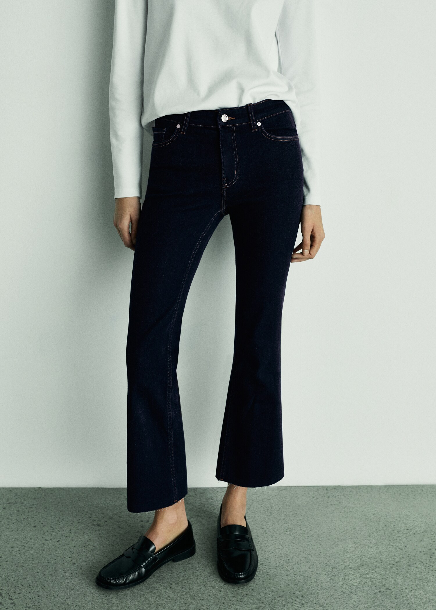 Sienna rinse-wash flared cropped jeans - Medium plane