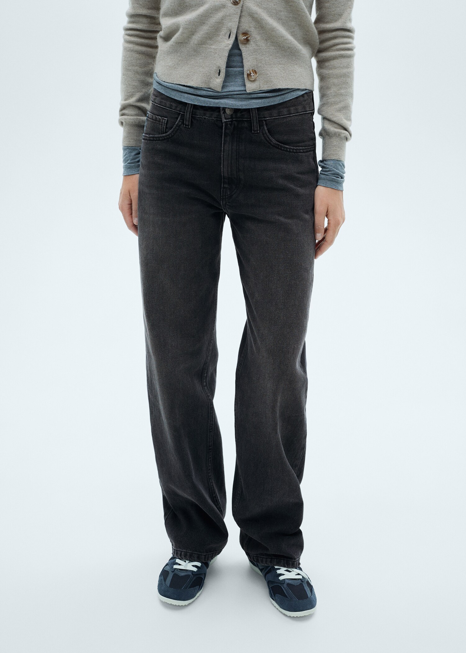 Gerade Jeans mit mittlerem Bund - Detail des Artikels 1