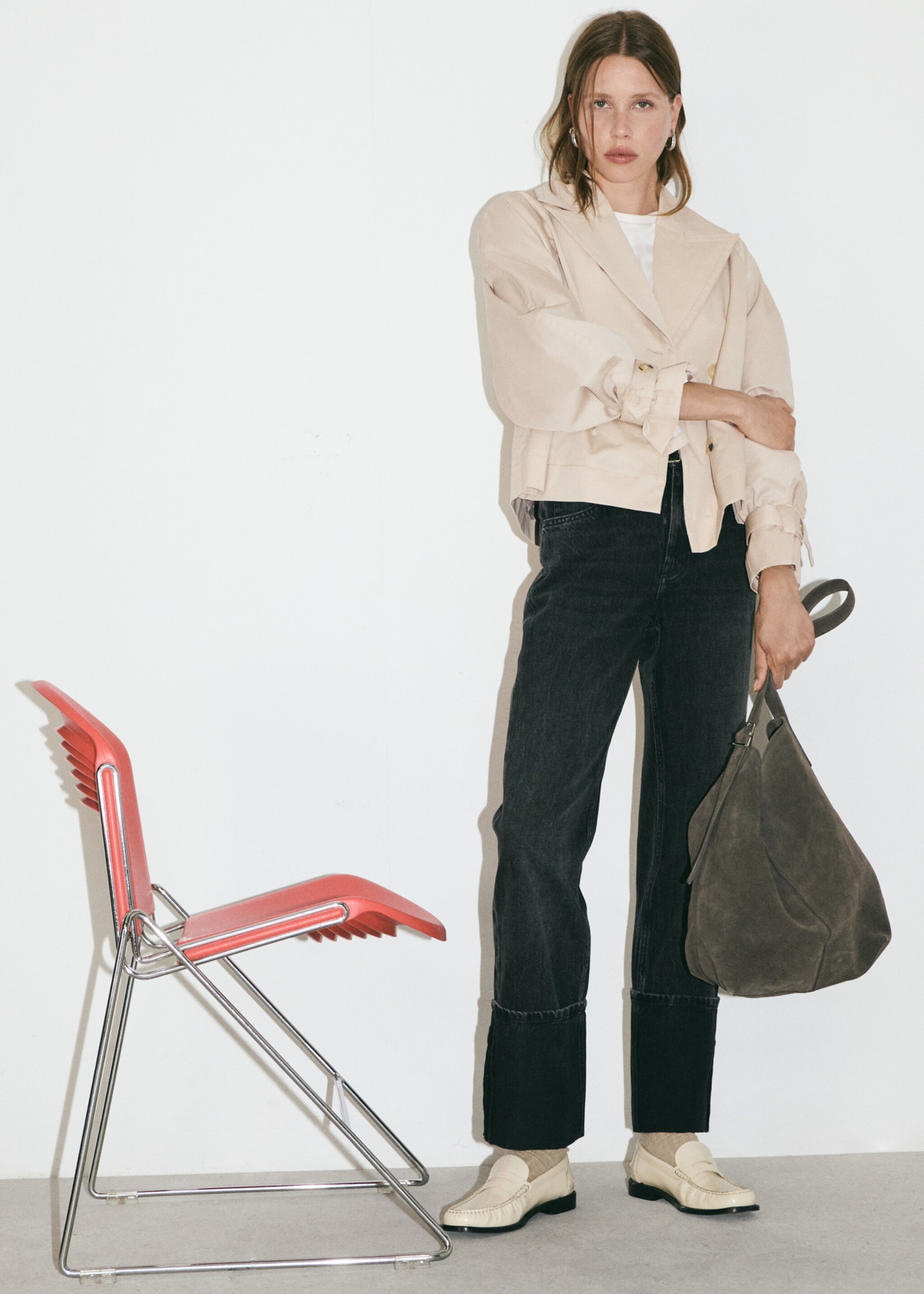 Turned-up straight jeans - Details of the article 7, Black denim. Ref: 77025654-00.