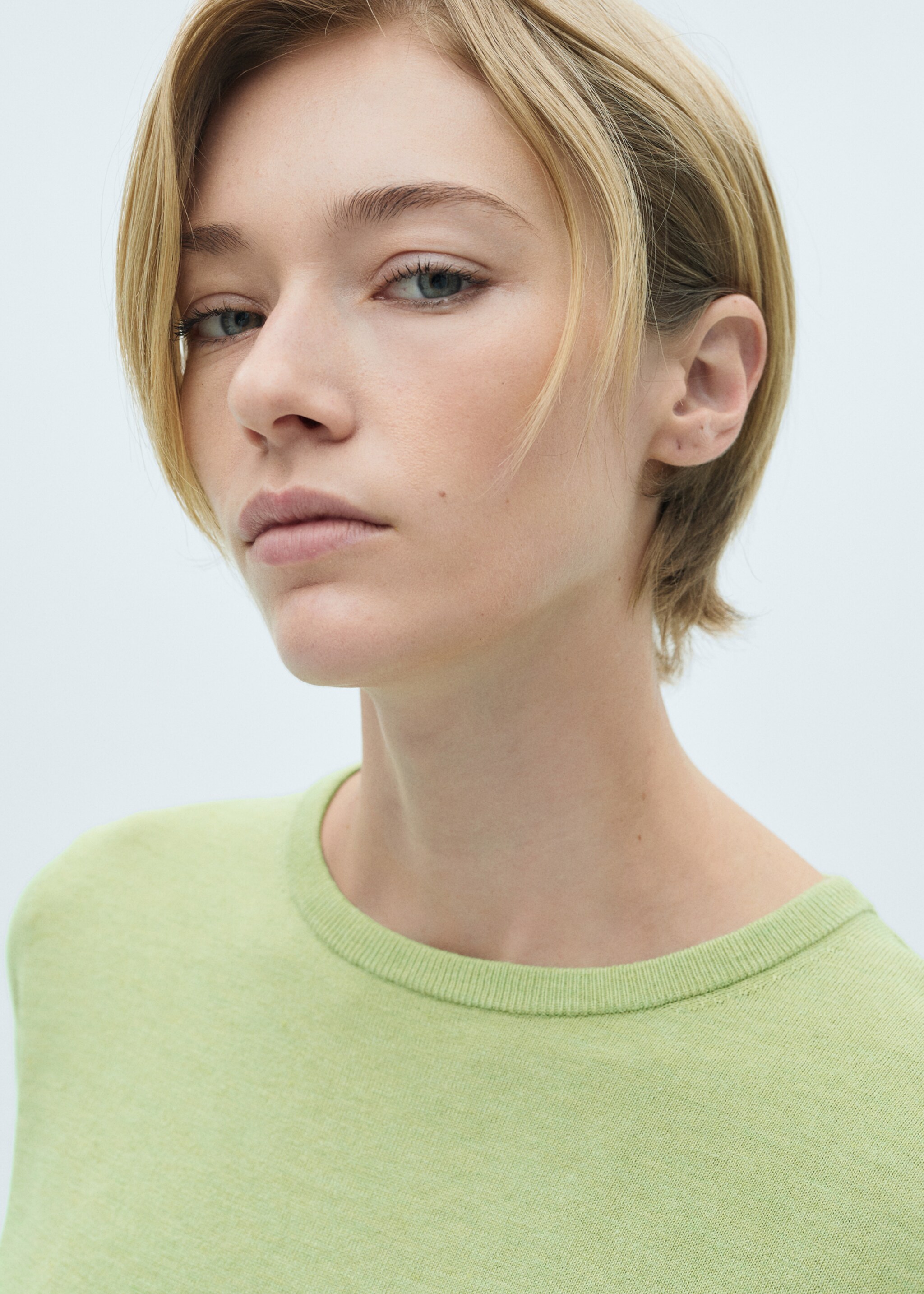 Fine-knit crew-neck sweater - Details of the article 1, Aqua Green. Ref: 77025656-00.