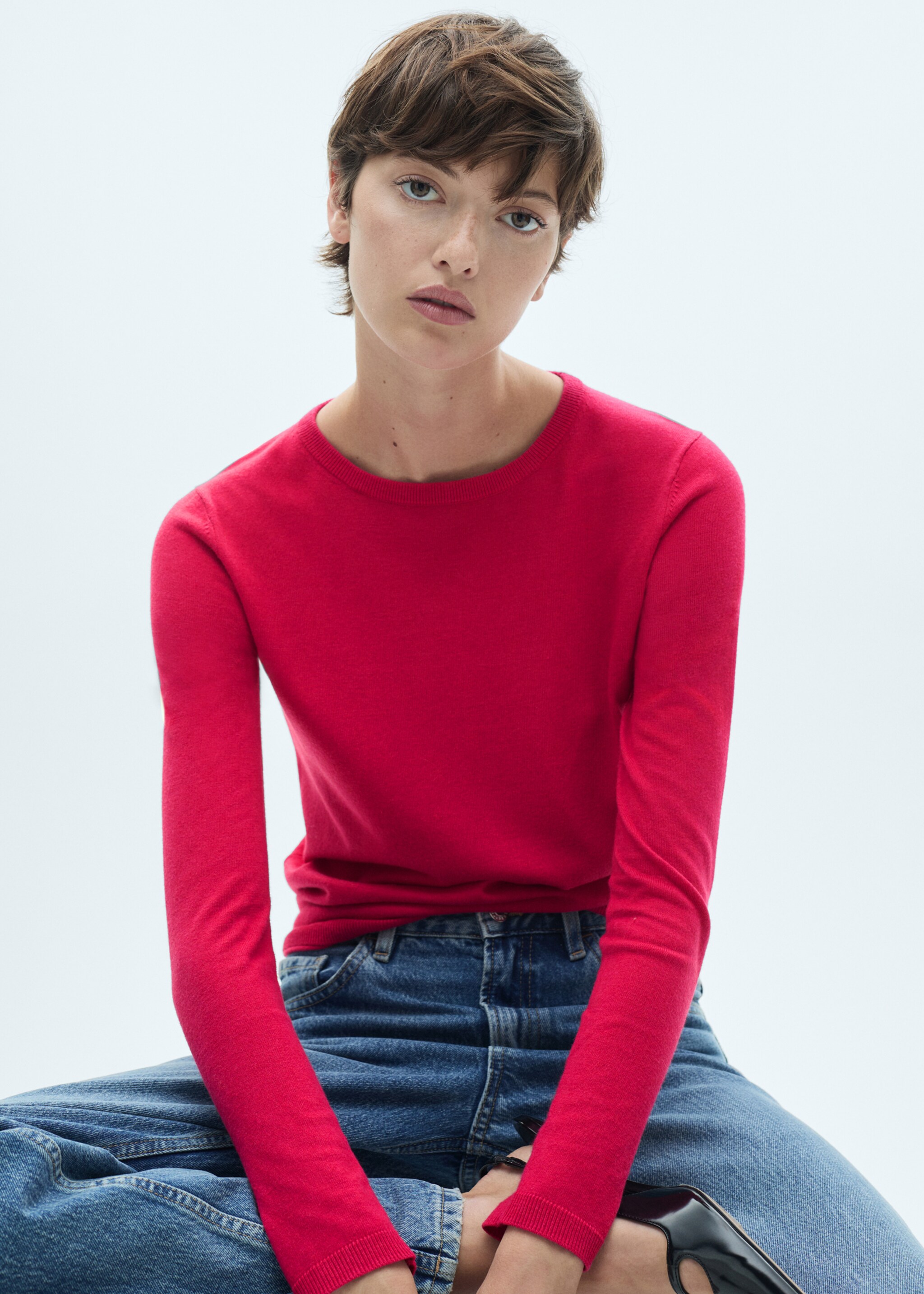 Fine-knit crew-neck sweater - Medium plane, Fuchsia. Ref: 77025656-00.